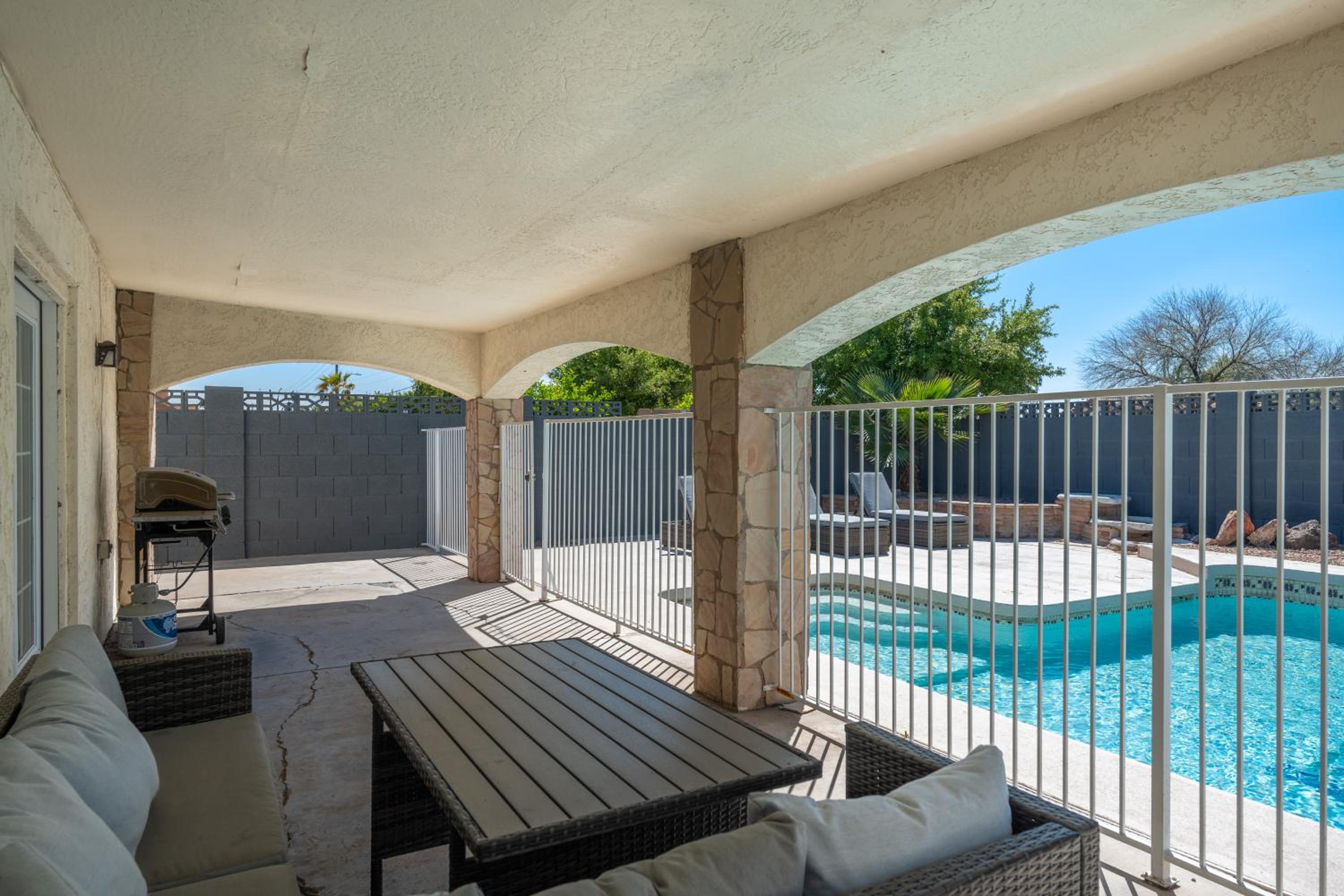 Spacious Glendale Home with Pool and Mountain Views!