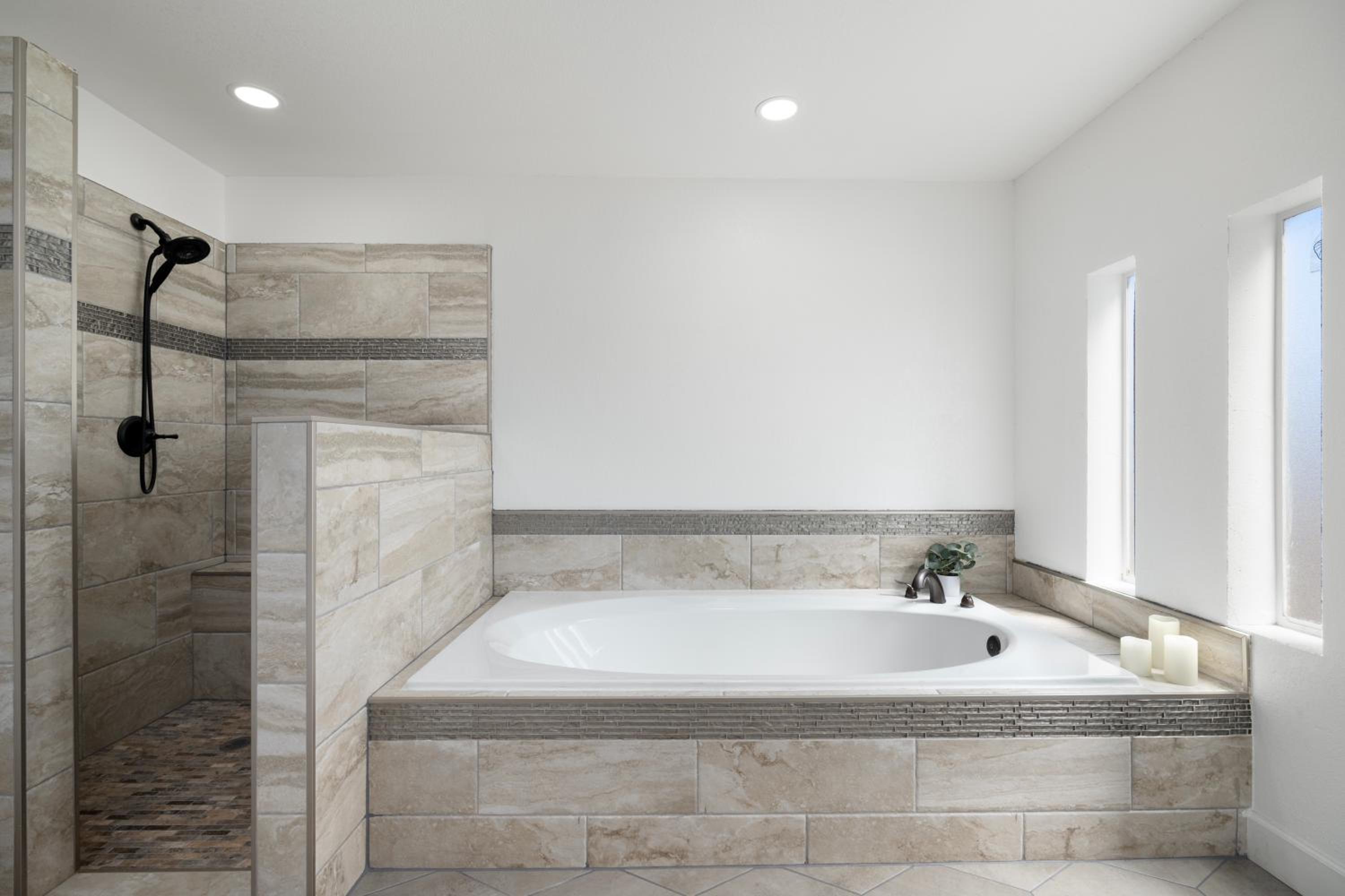 Spacious Glendale Home with Pool and Mountain Views!