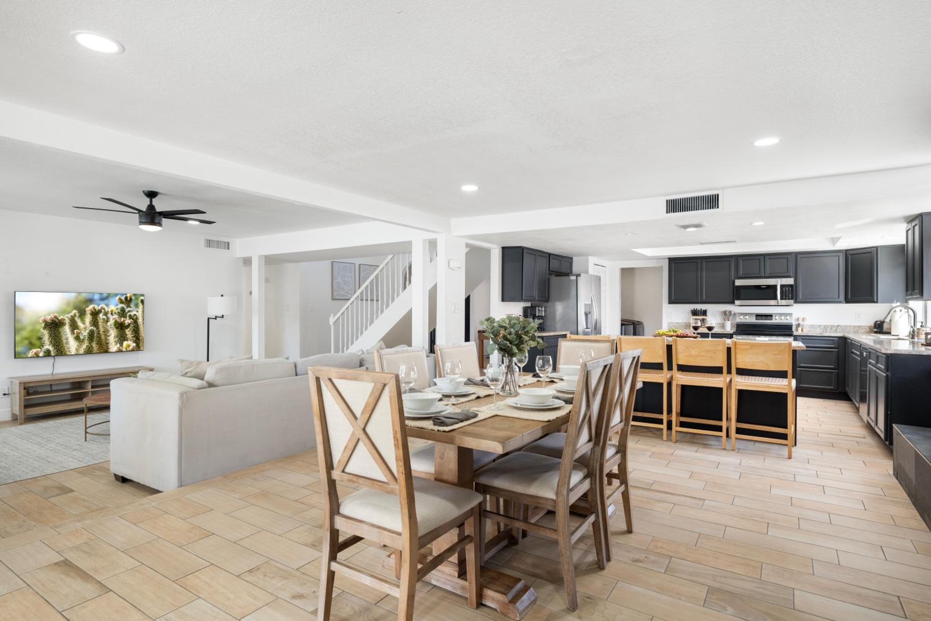 Spacious Glendale Home with Pool and Mountain Views!