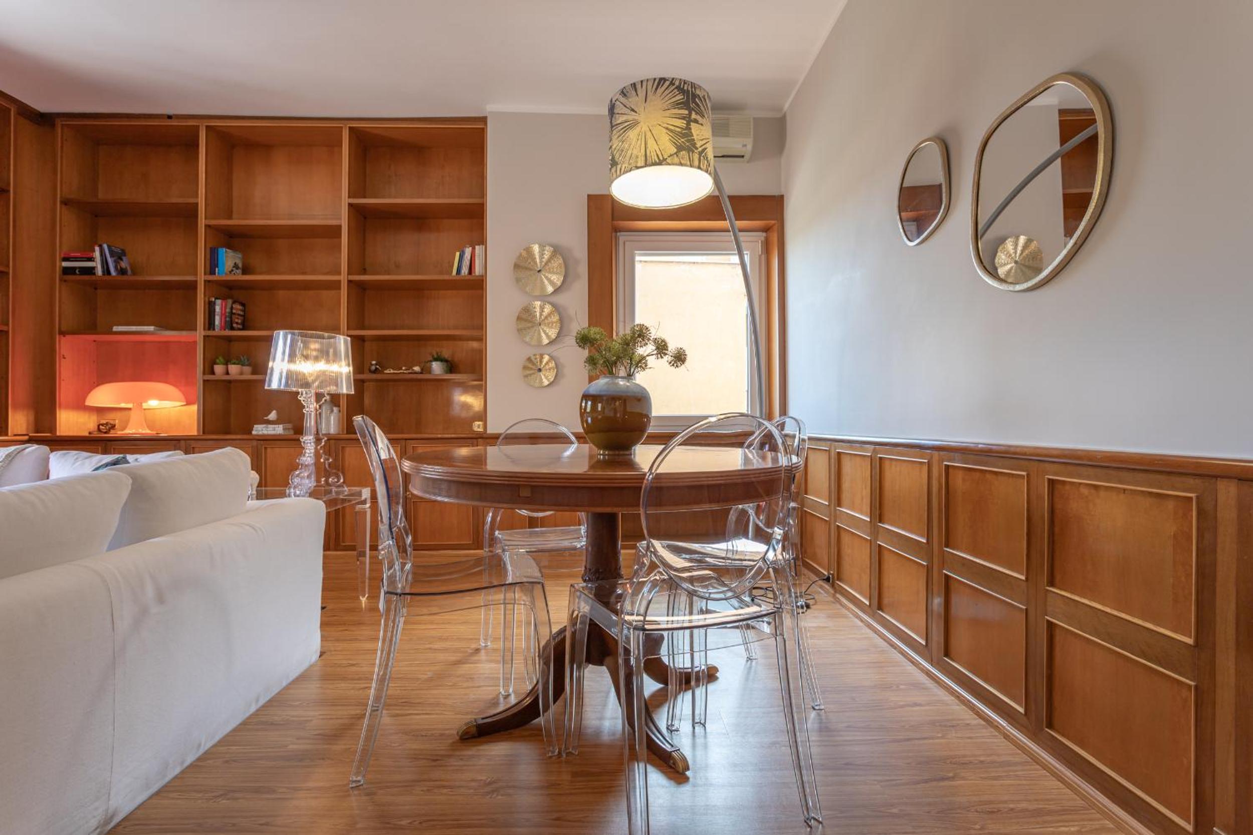 Minerva - Elegant New Classic close to Vatican