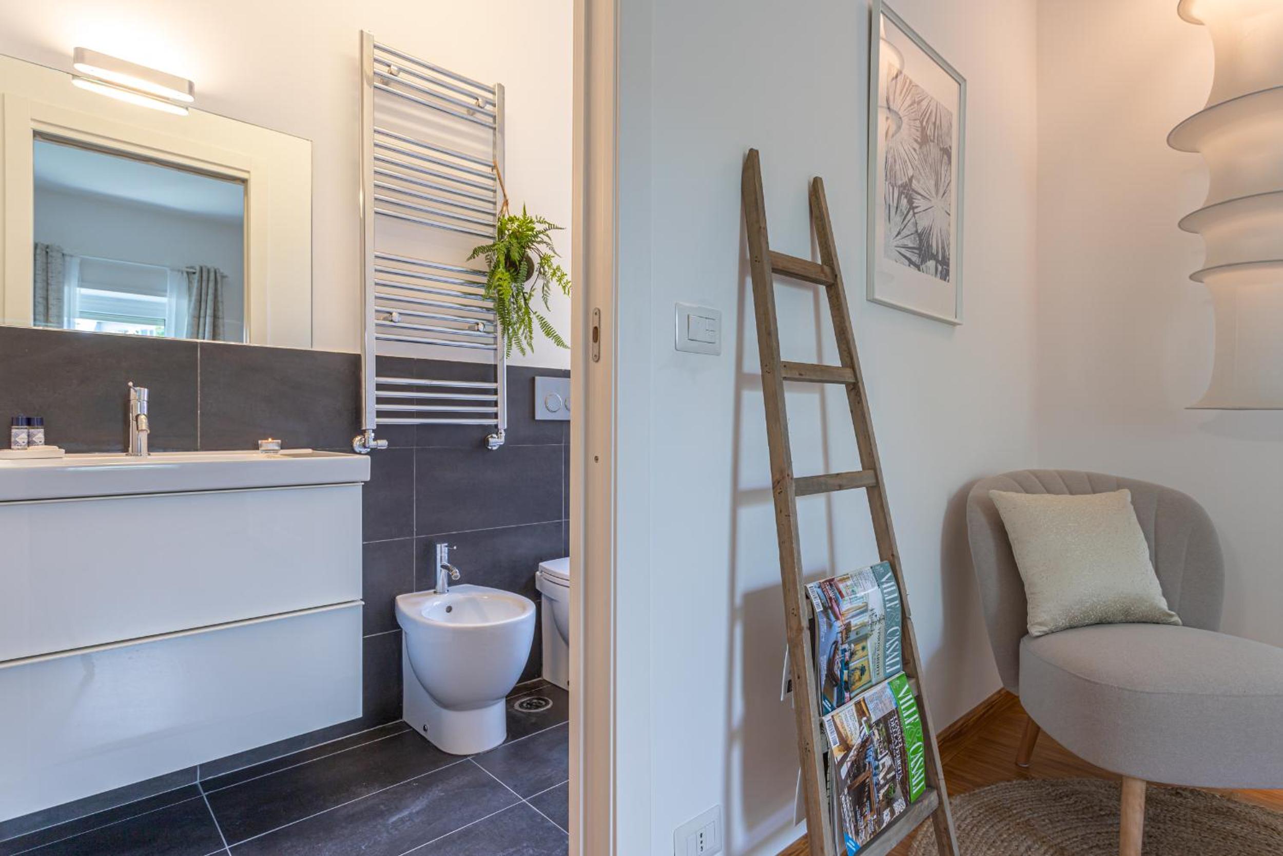 Minerva - Elegant New Classic close to Vatican
