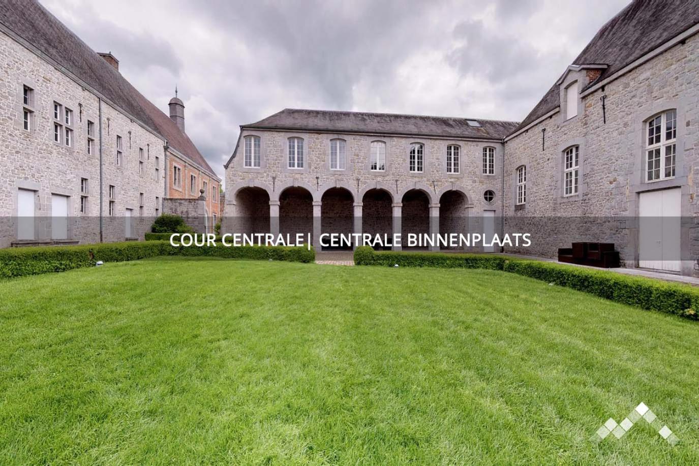 Dépendance du châteaux de Modave