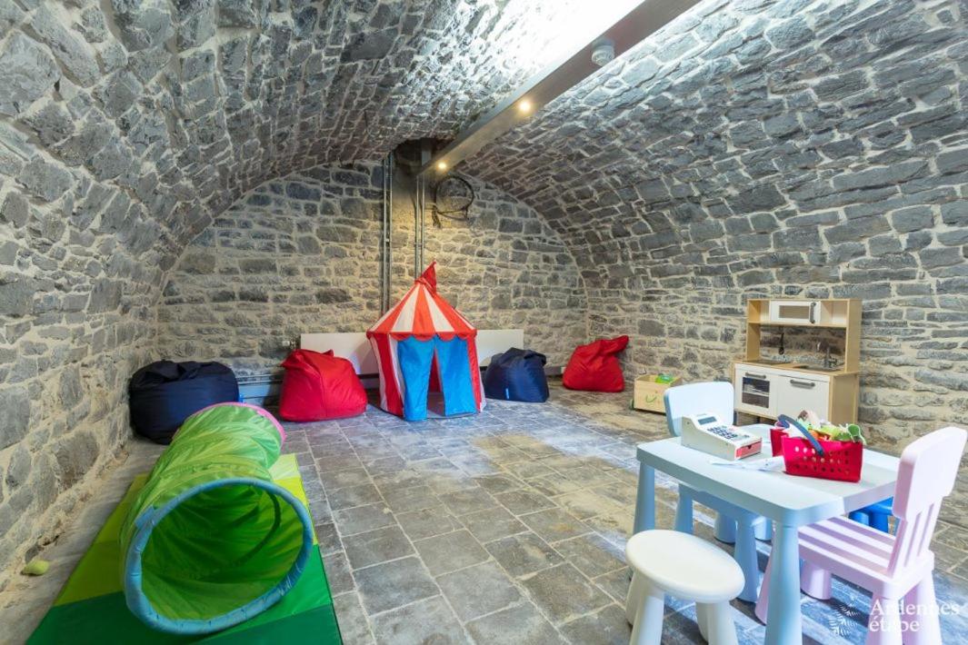 Dépendance du châteaux de Modave