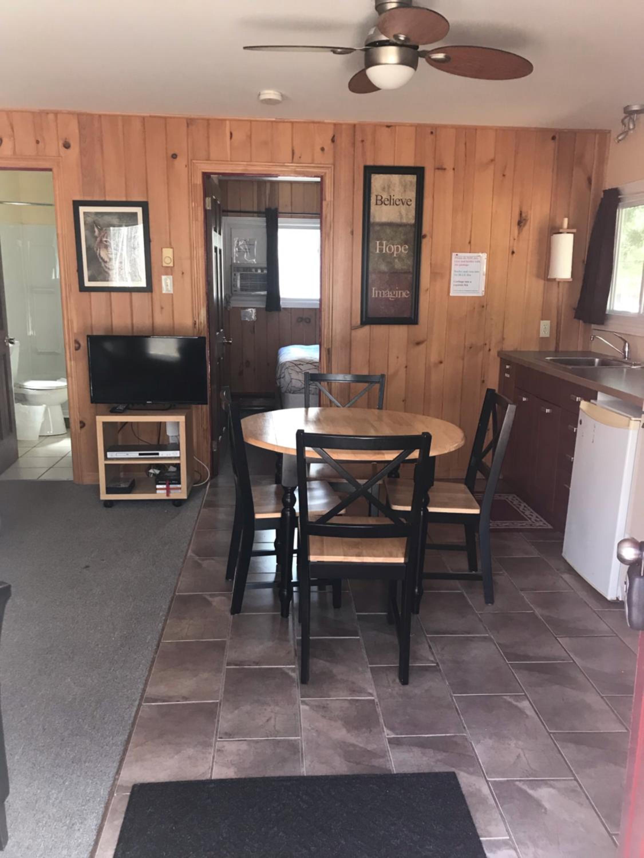 Hush Lodge and Cottages