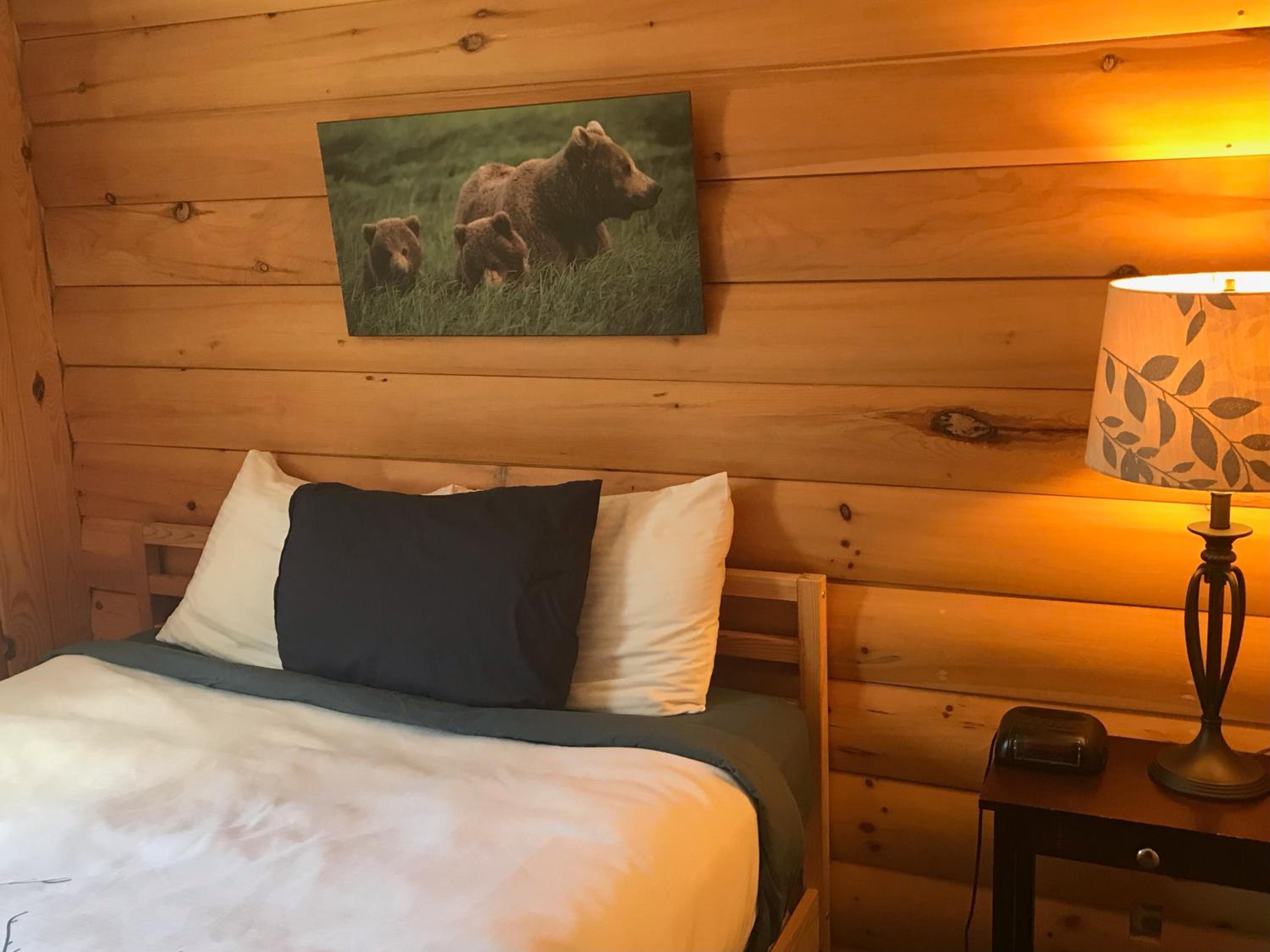 Hush Lodge and Cottages