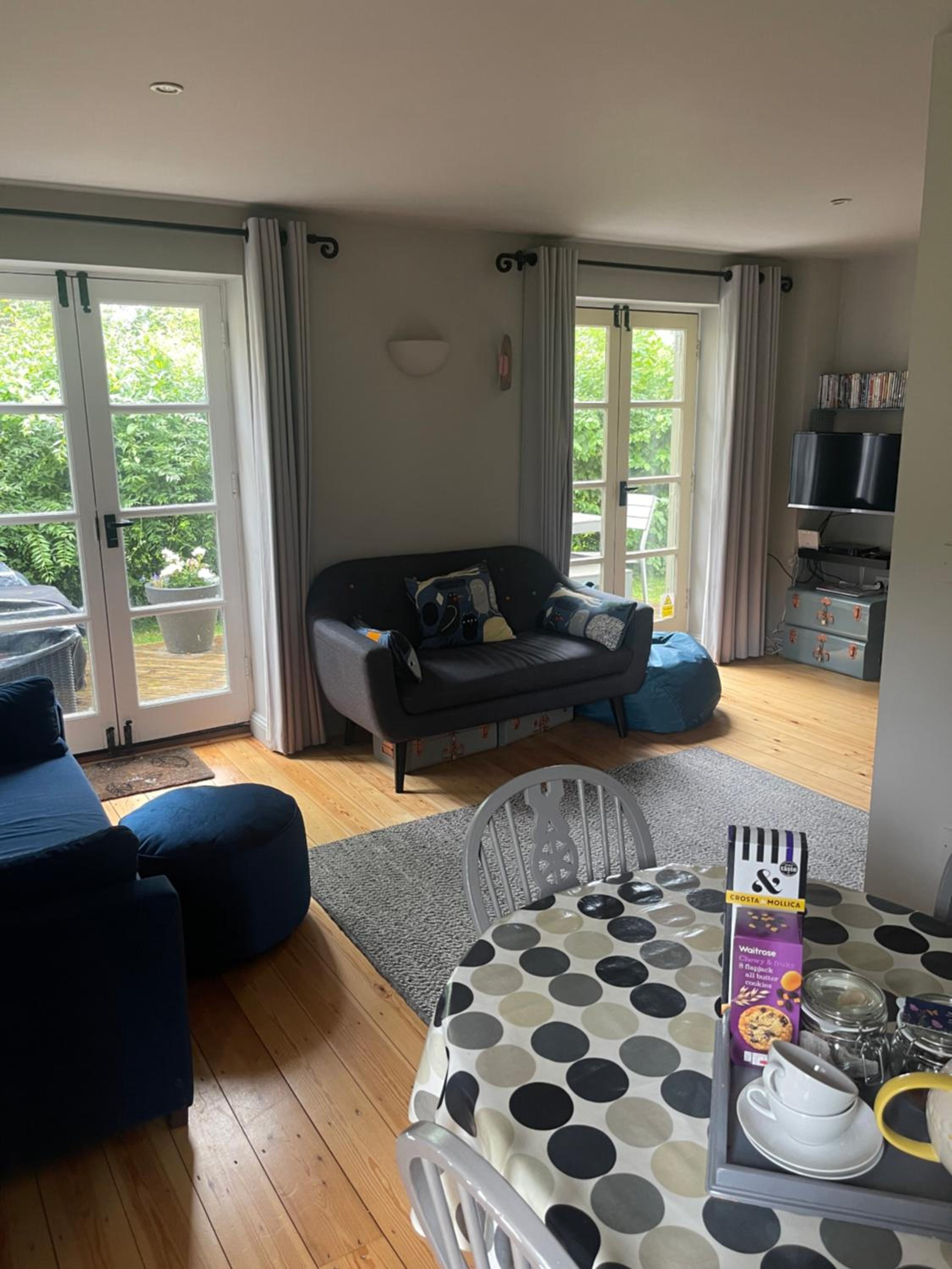 Carp's Rise Cottage view 5