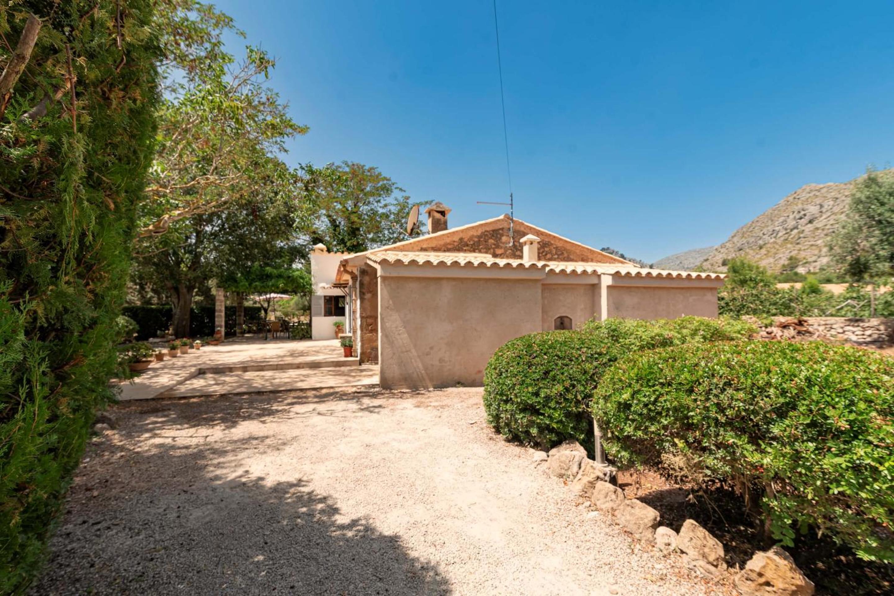 Villa Venzala Petit by Sealand Villas