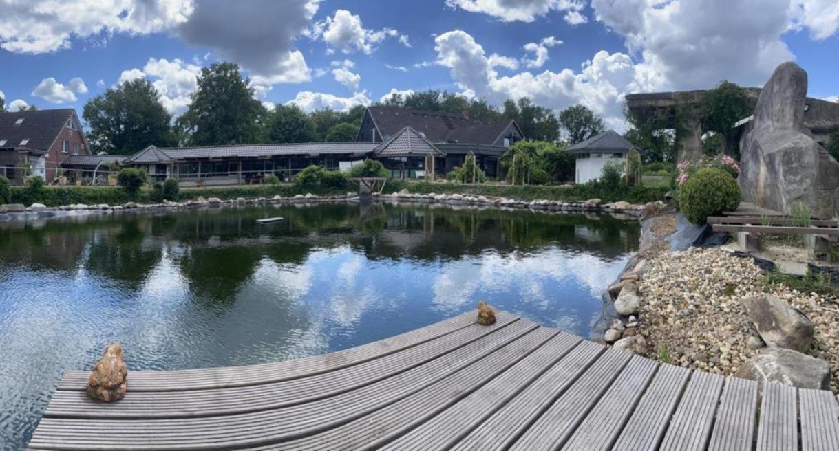 IQBAL-Hütte (die Moorperle)