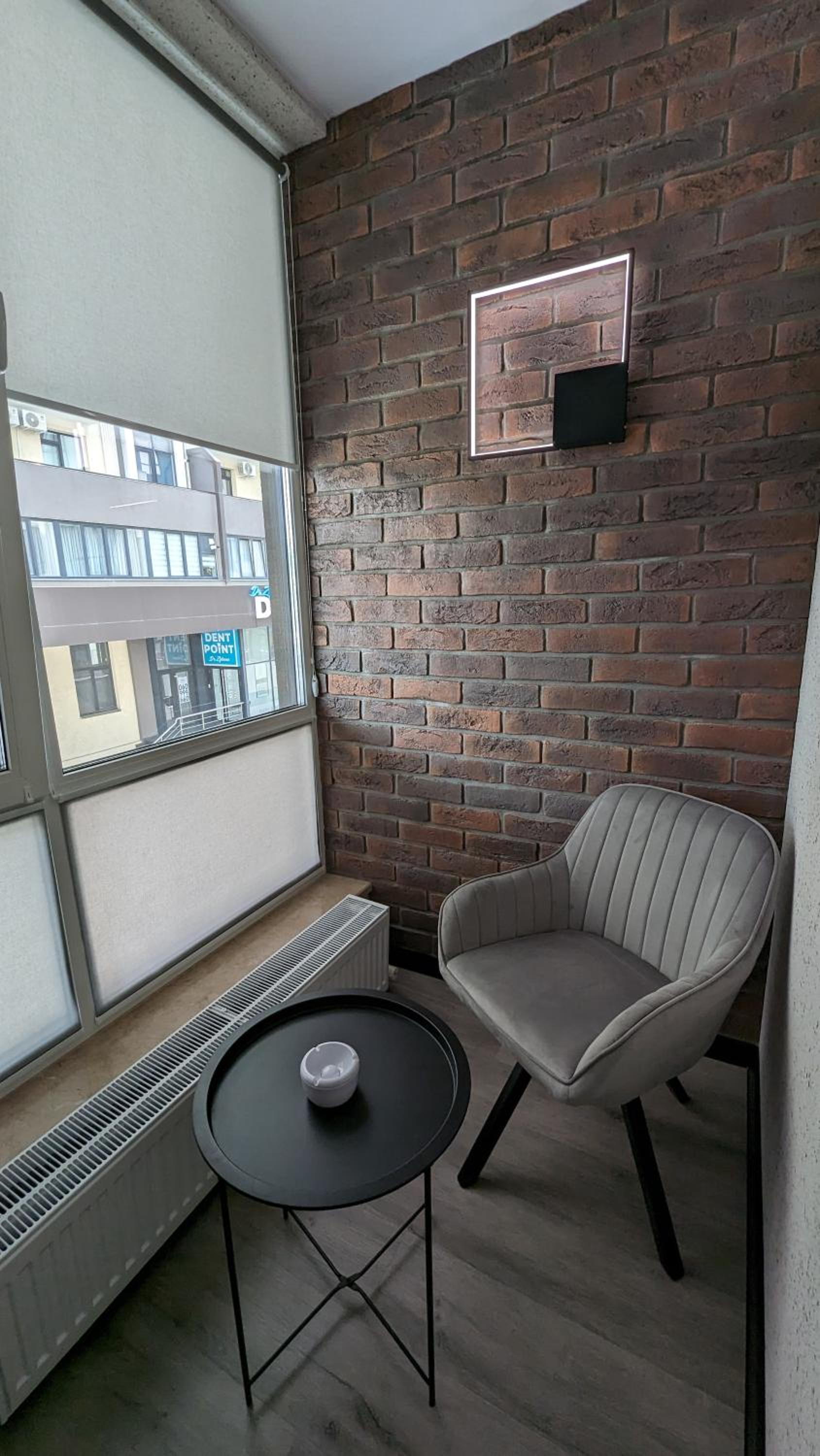 AVENUE APARTMENTS