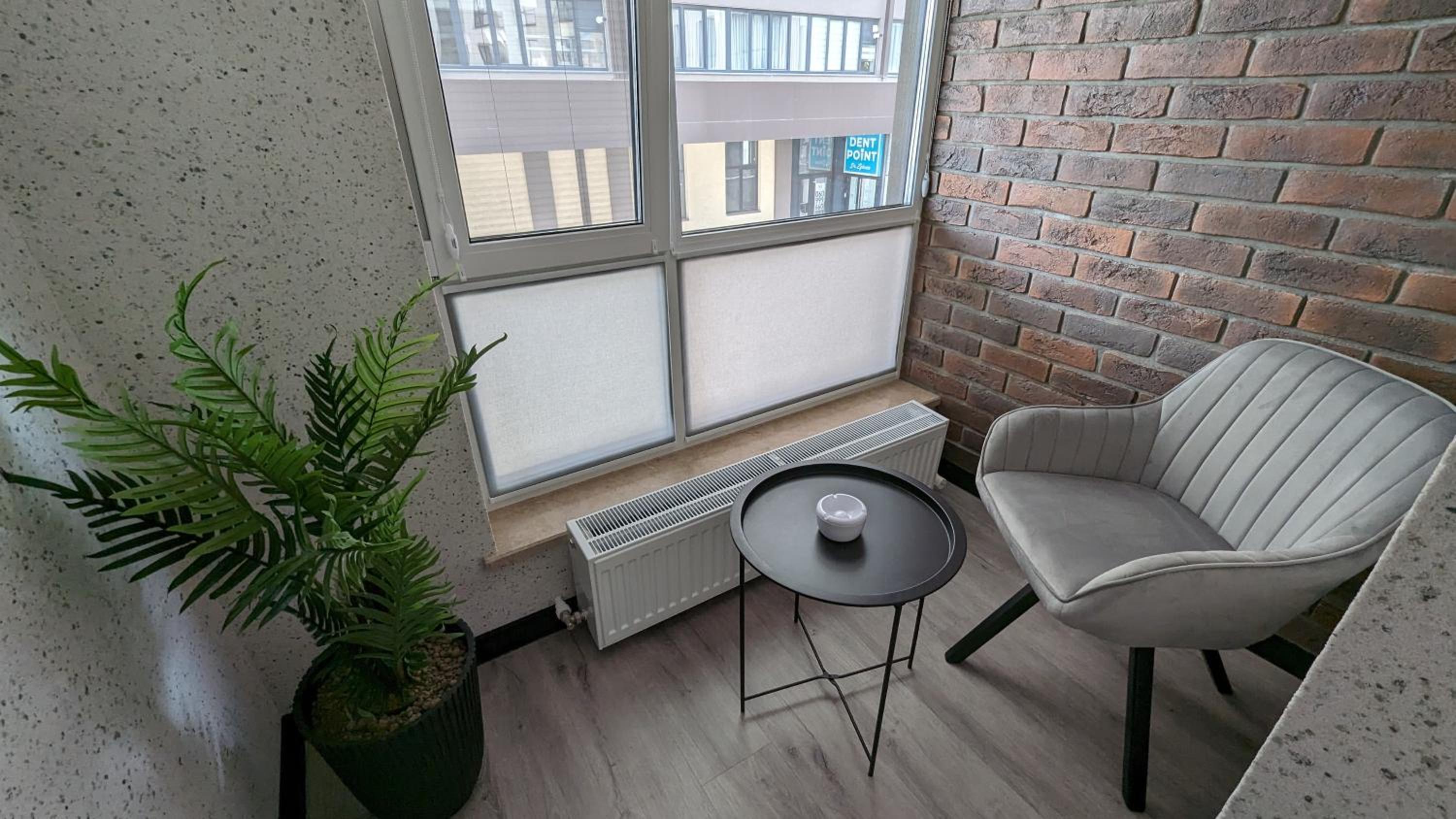 AVENUE APARTMENTS