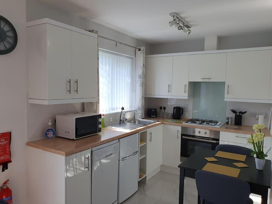 Modern, self-contained annexe in the countryside view 4