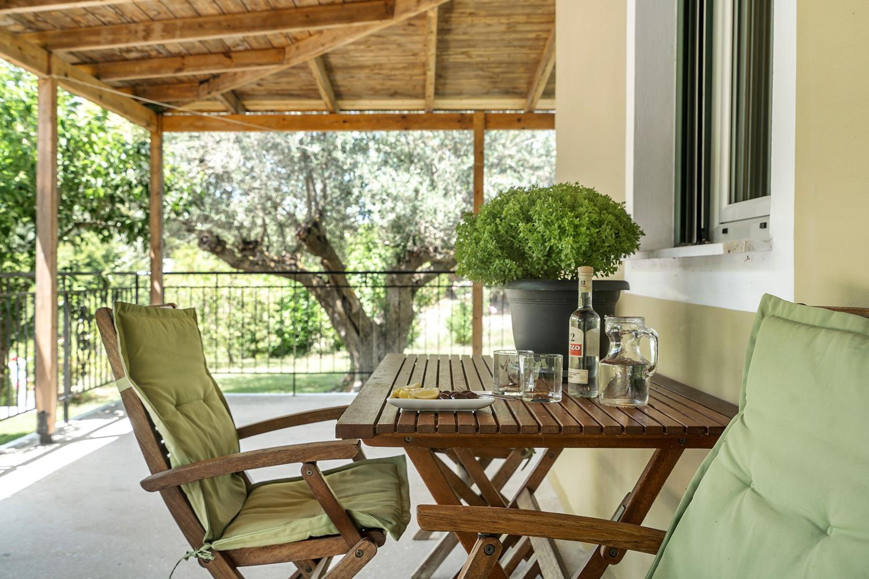 Ktima Dilberaki en Lixouri — balance & terrace