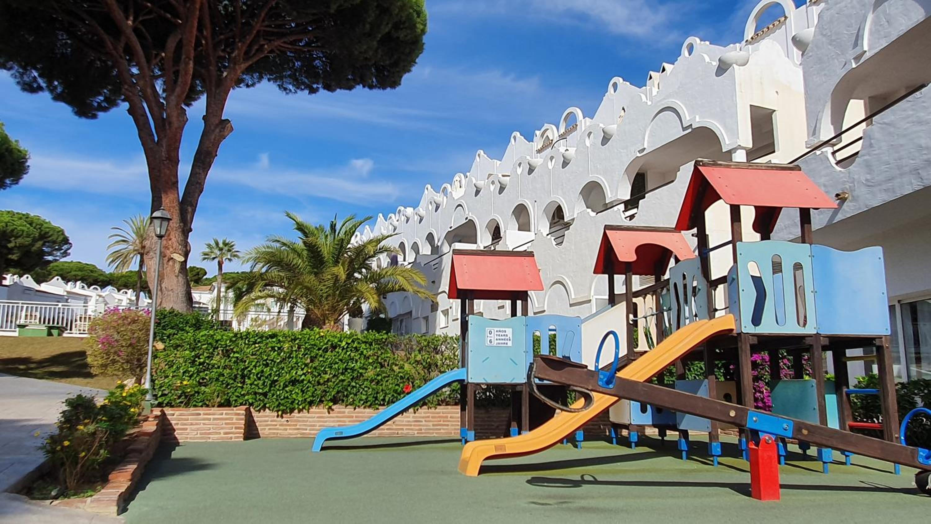 Nice Duplex Home, Marbella, See View, Hotel Resort view 2