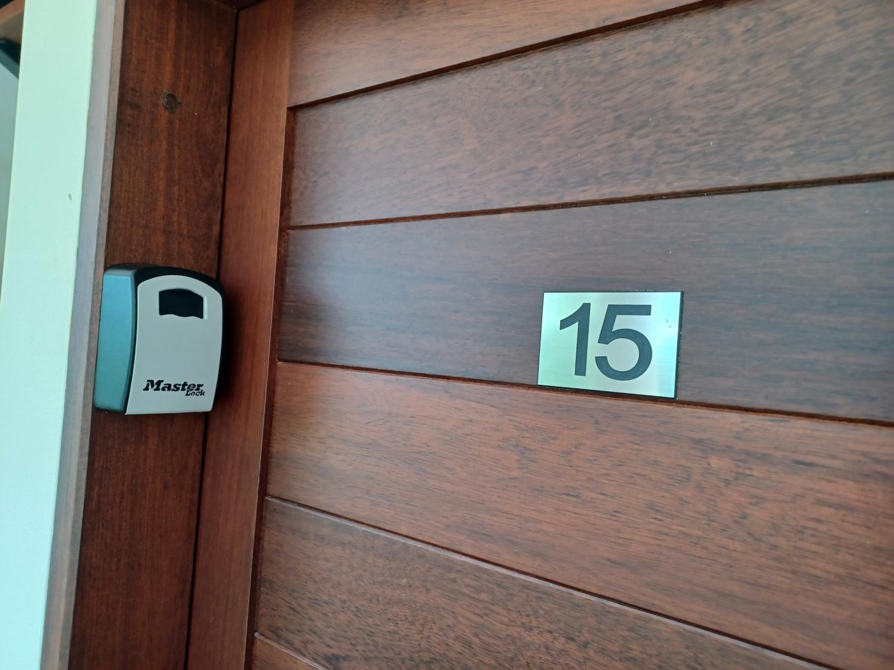 Photo 16