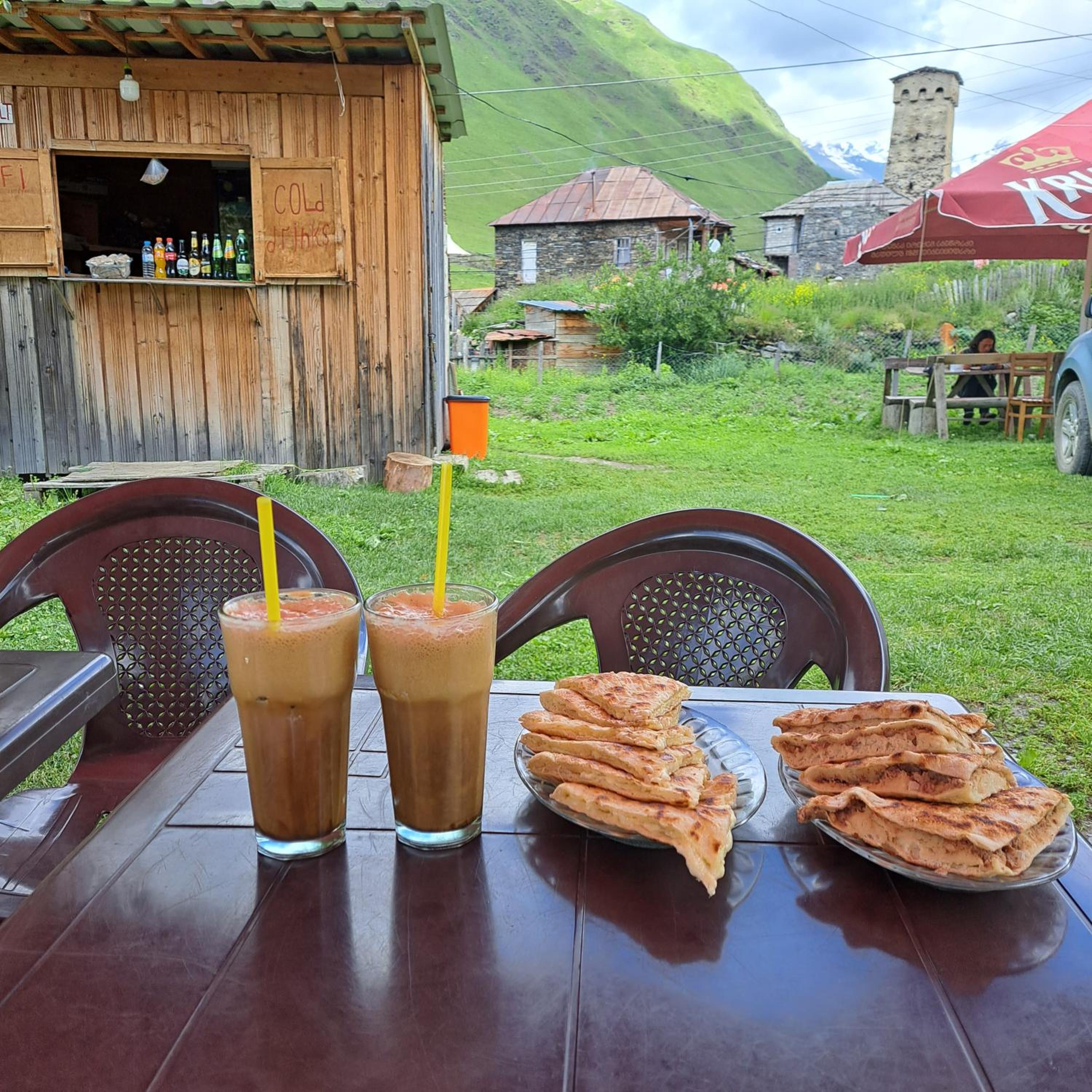 Chvibiani Guesthouse & Bar view 2