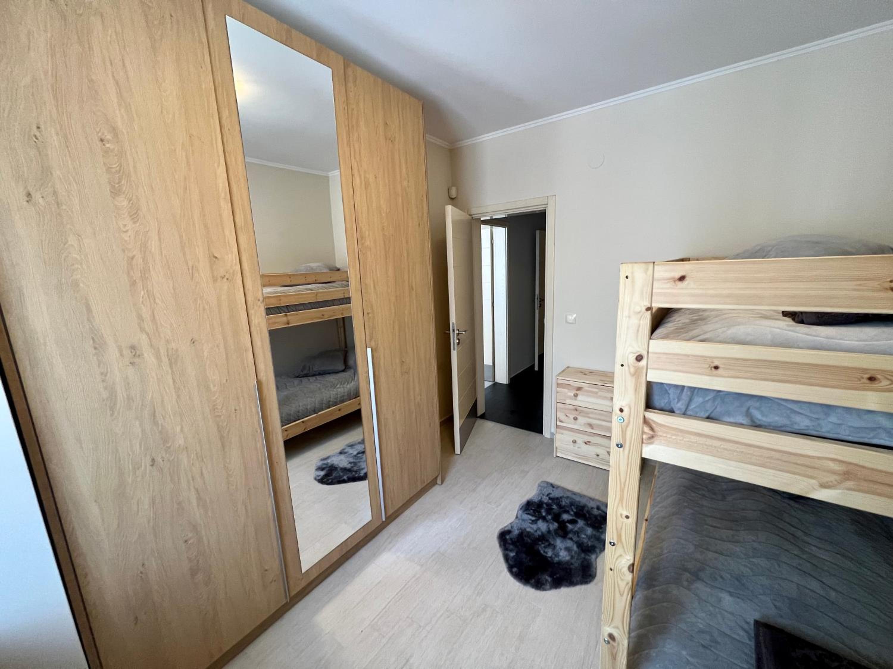 EXCELLENT LOCATION ! General Gurko apartment