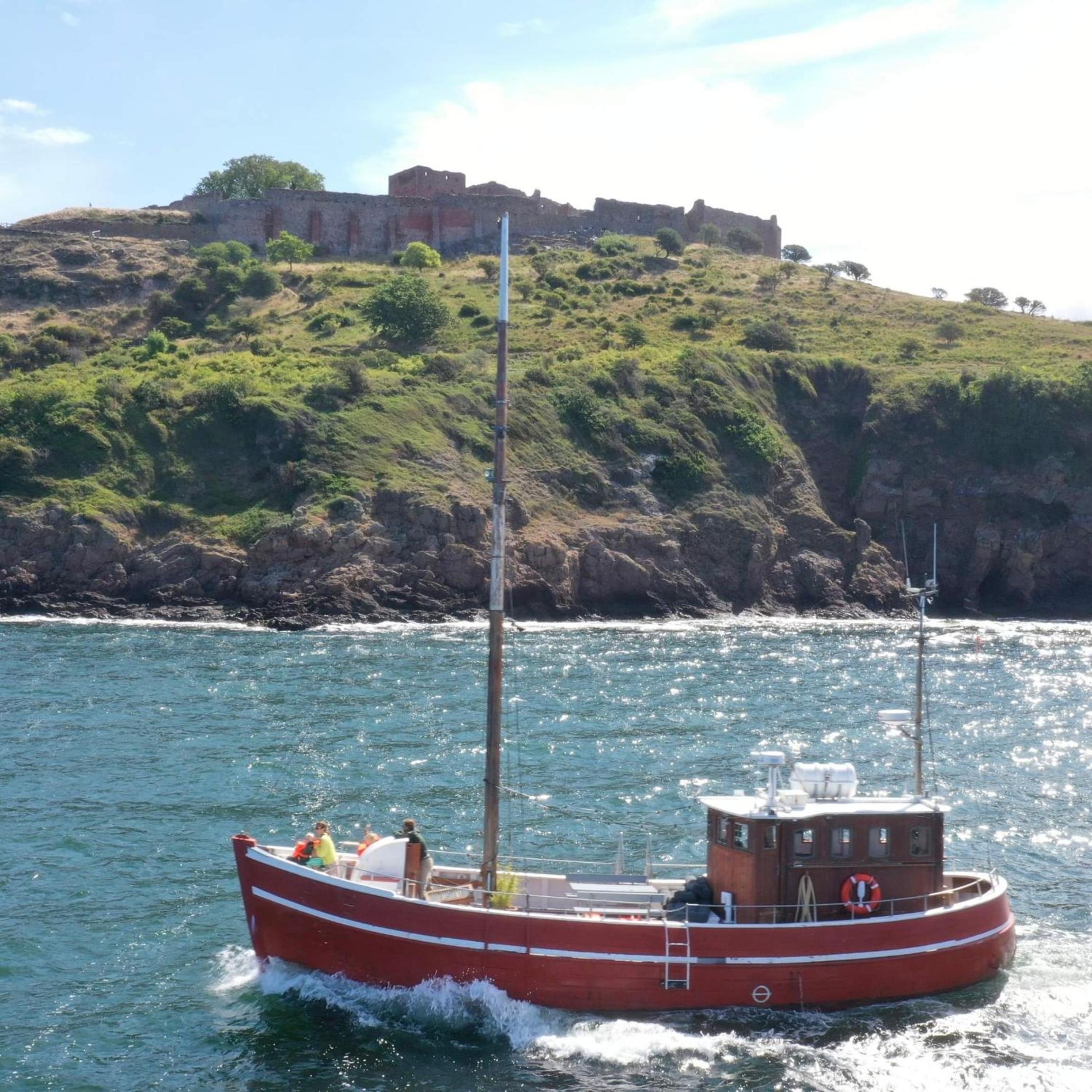 Varra Water - Unique Boat Accomodation - Bornholm