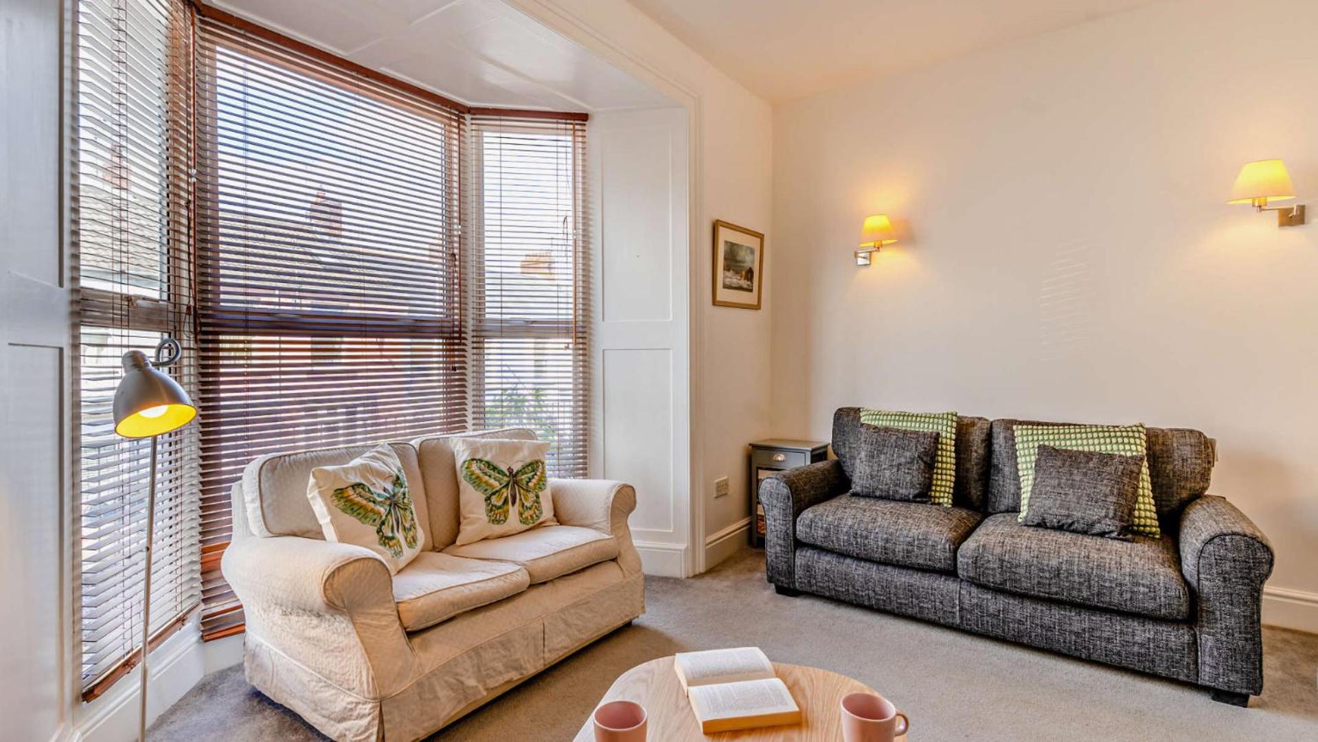 4 Bed in Mumbles oc-u27443