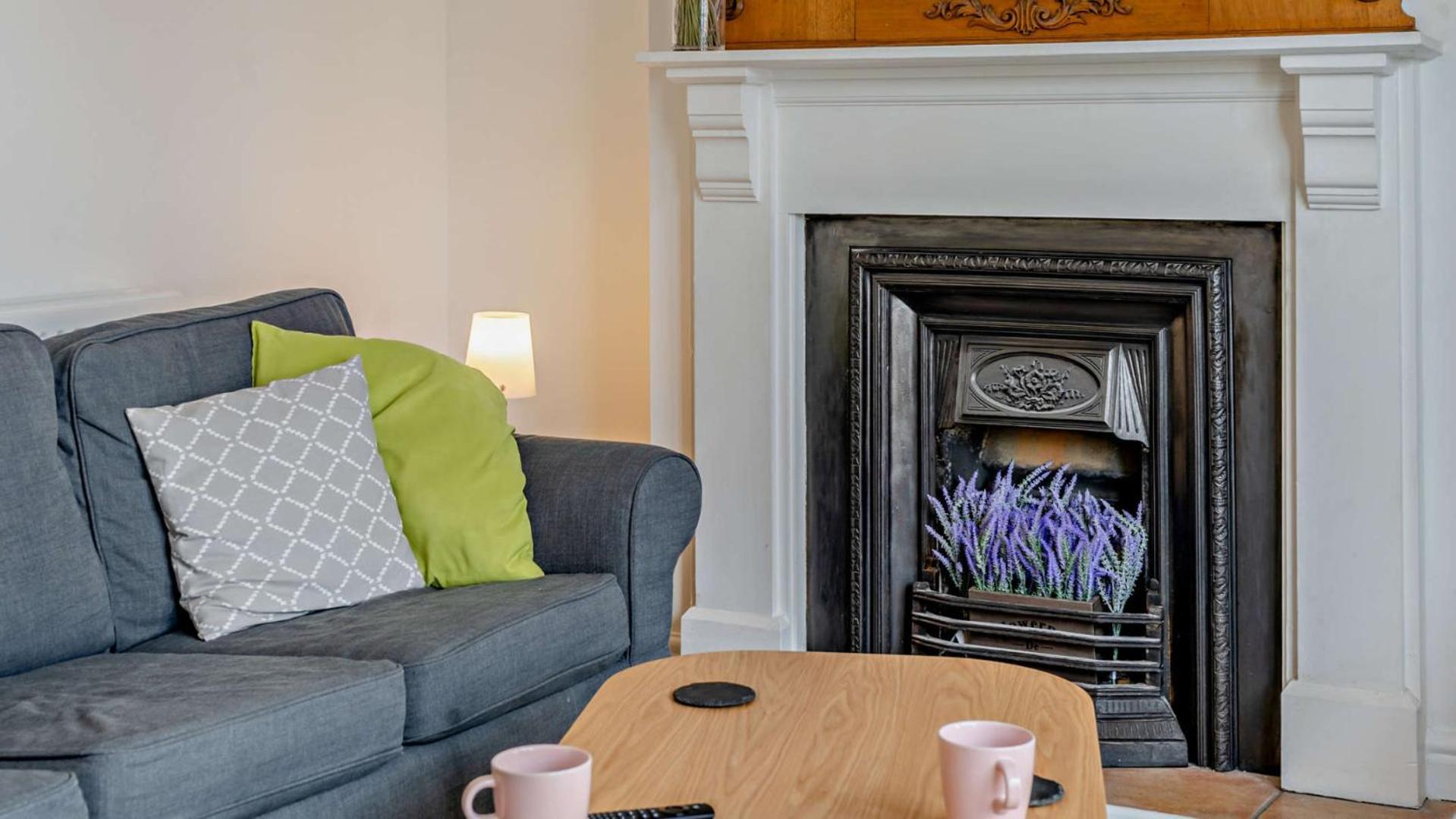 4 Bed in Mumbles oc-u27443