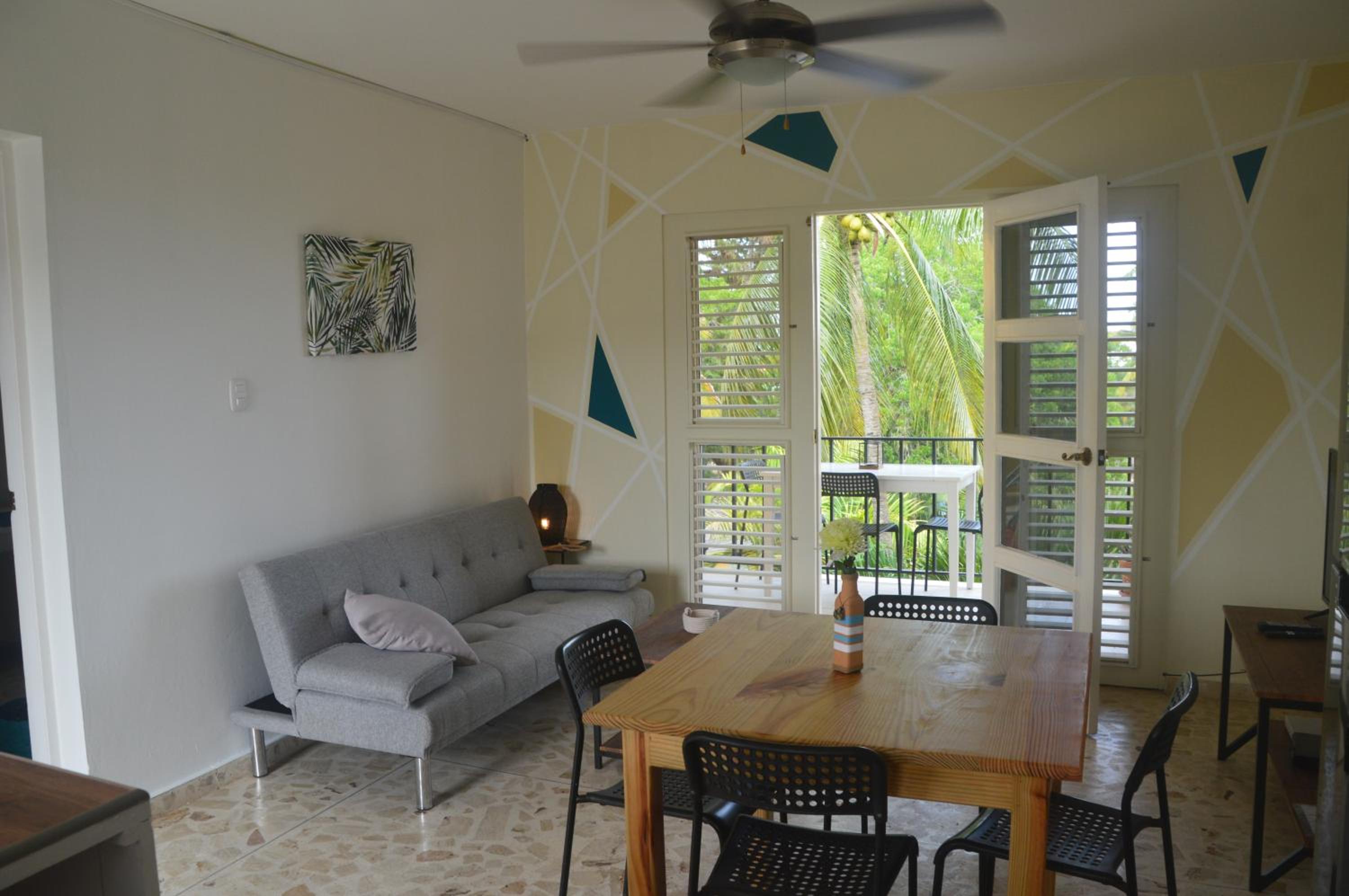 Ocean view one bedroom Trade Winds