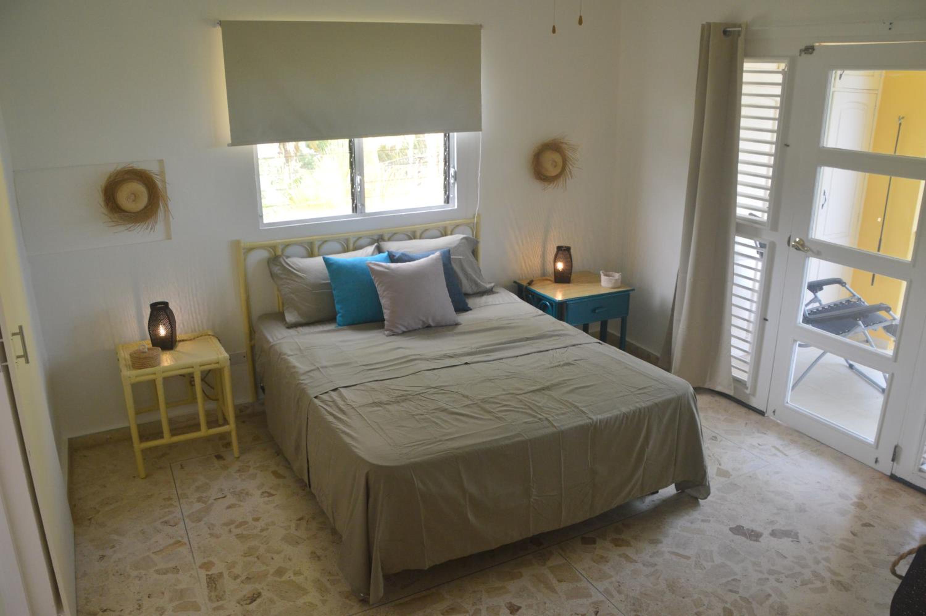 Ocean view one bedroom Trade Winds