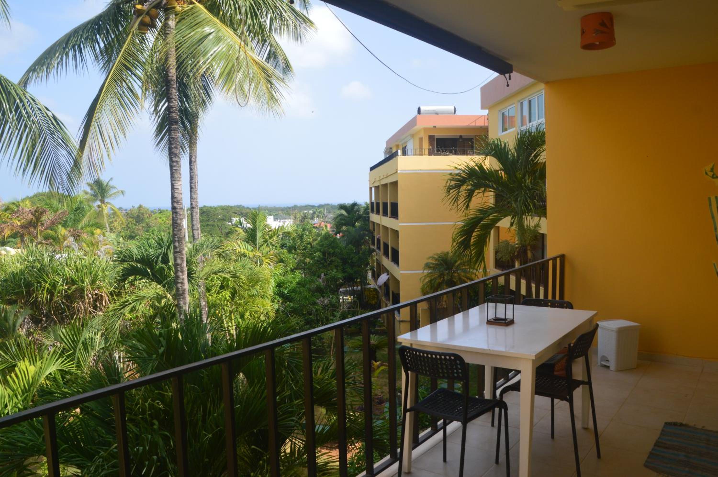 Ocean view one bedroom Trade Winds