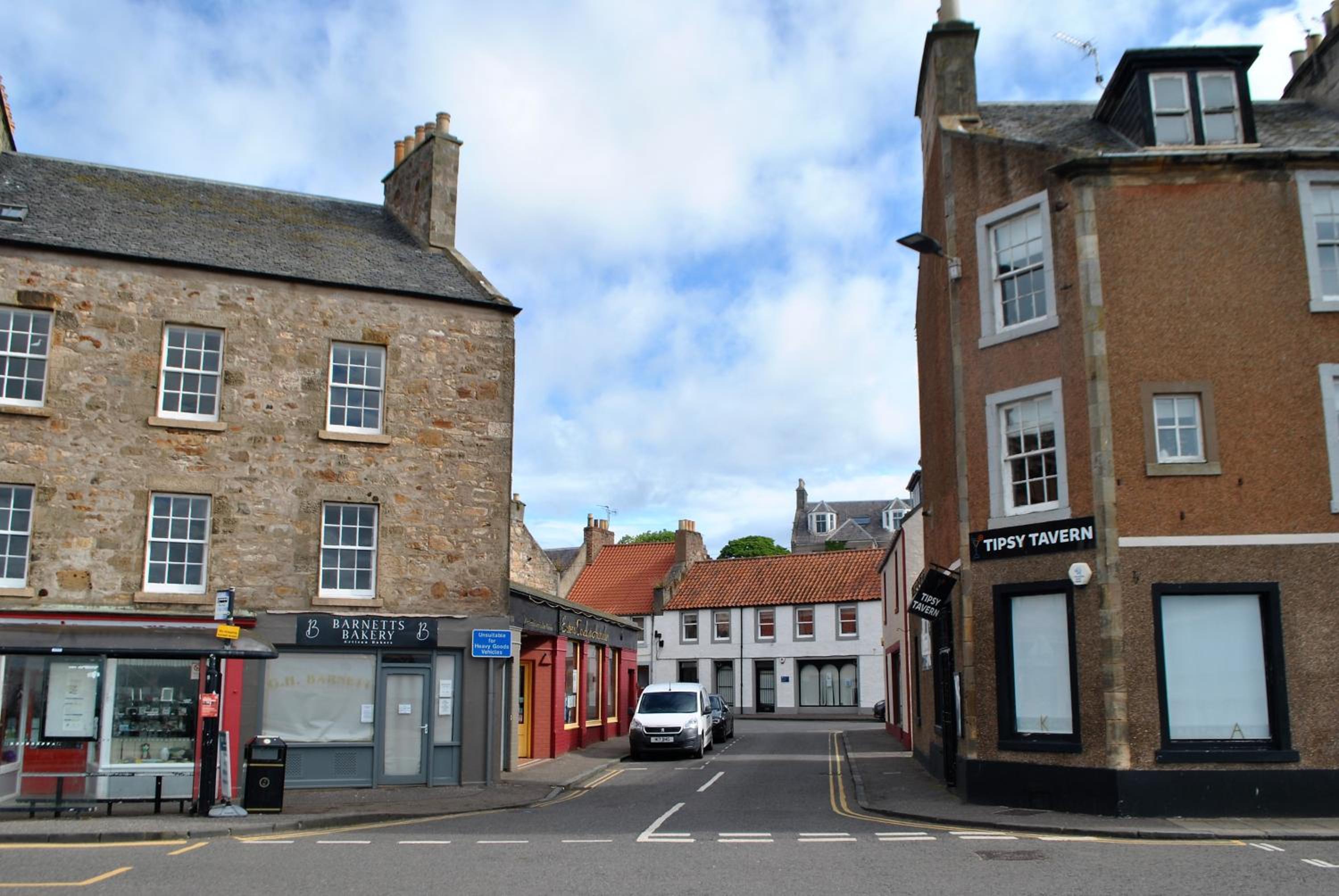 Murrays Neuk- stylish coastal apartment view 5