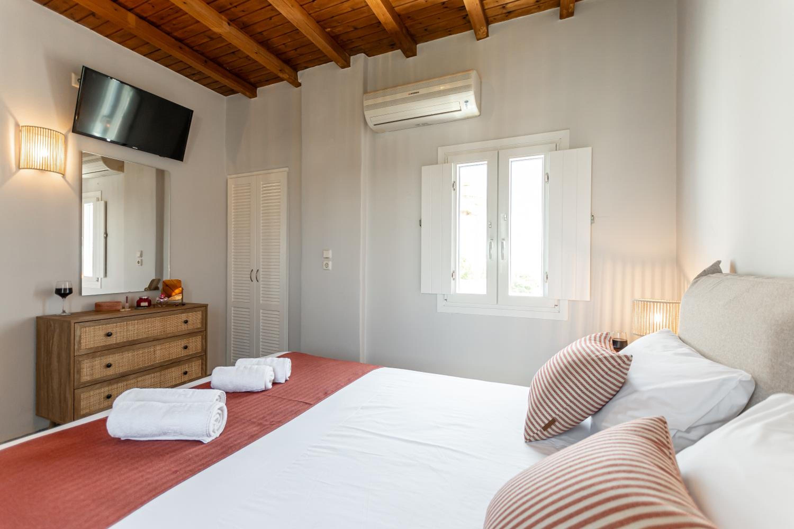 Naxian Queen Luxury Villas & Suites