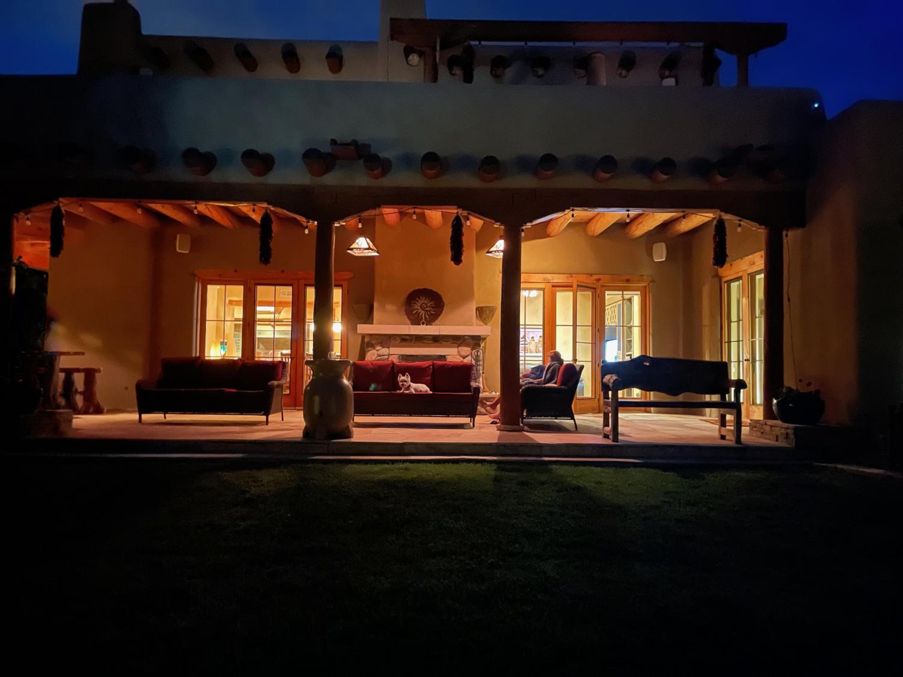 Green Acres Santa Fe 8 mins from plaza! view 4