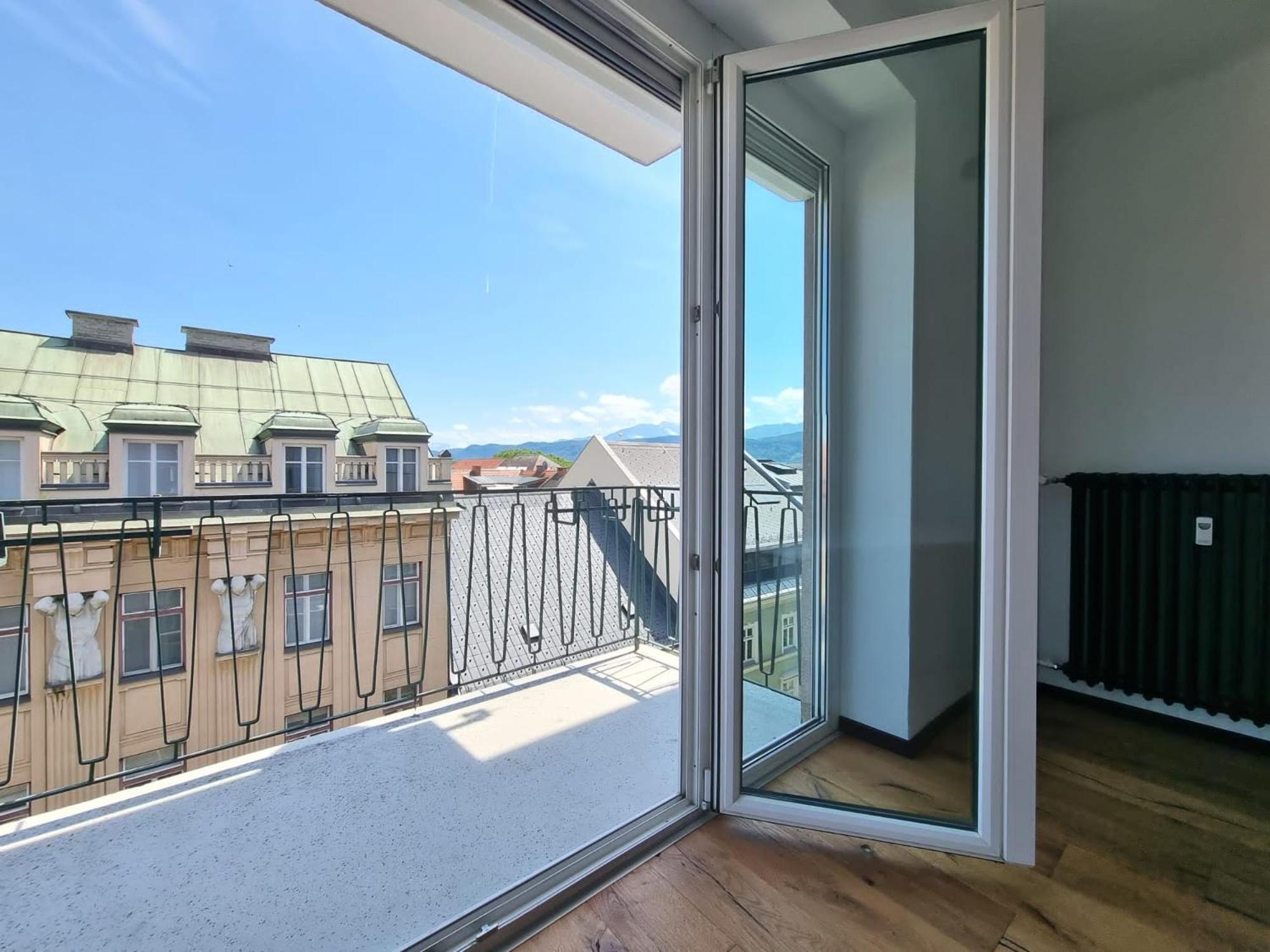 BaMo Studio - city living downtown