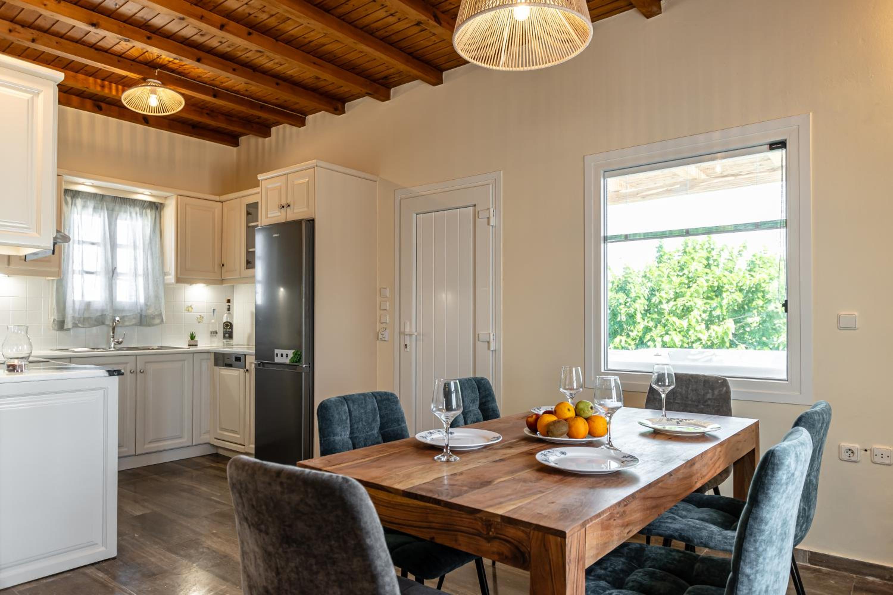 Naxian Queen Luxury Villas & Suites