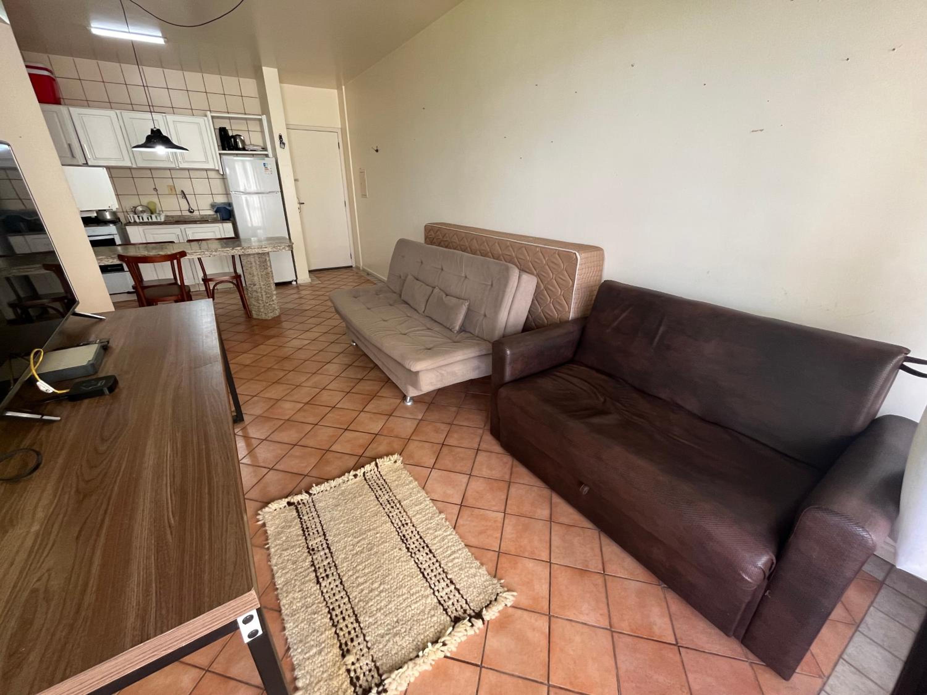 C148 Lindo apartamento em condomínio de frente para o mar