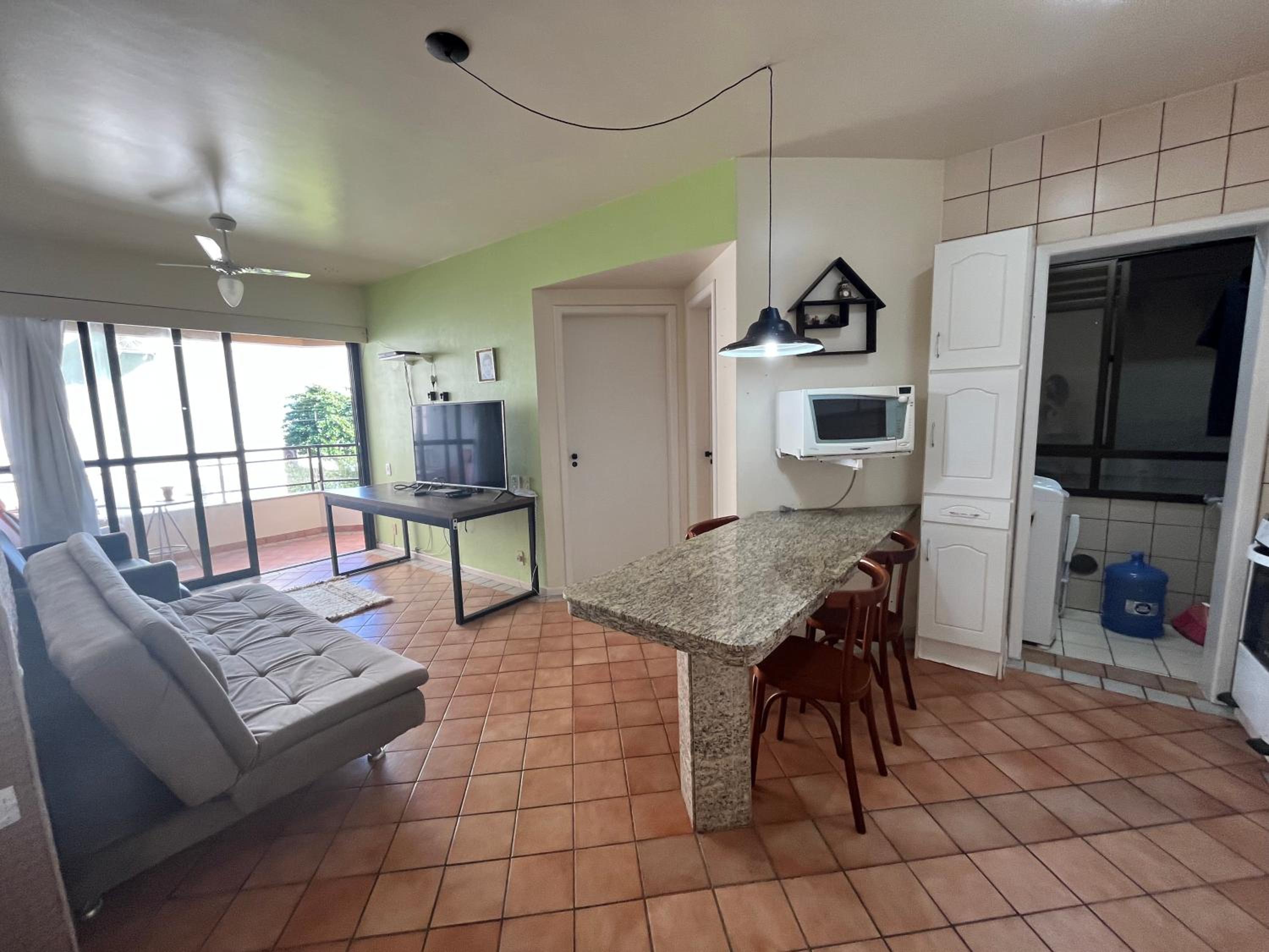 C148 Lindo apartamento em condomínio de frente para o mar