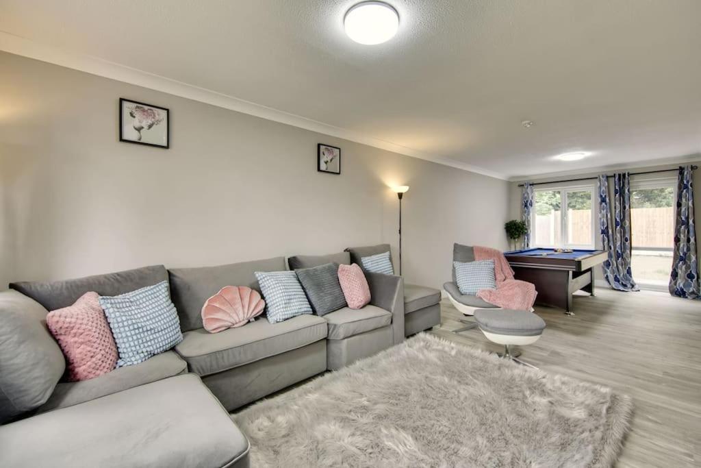 Luxurious quiet 5-bedroom house. view 4