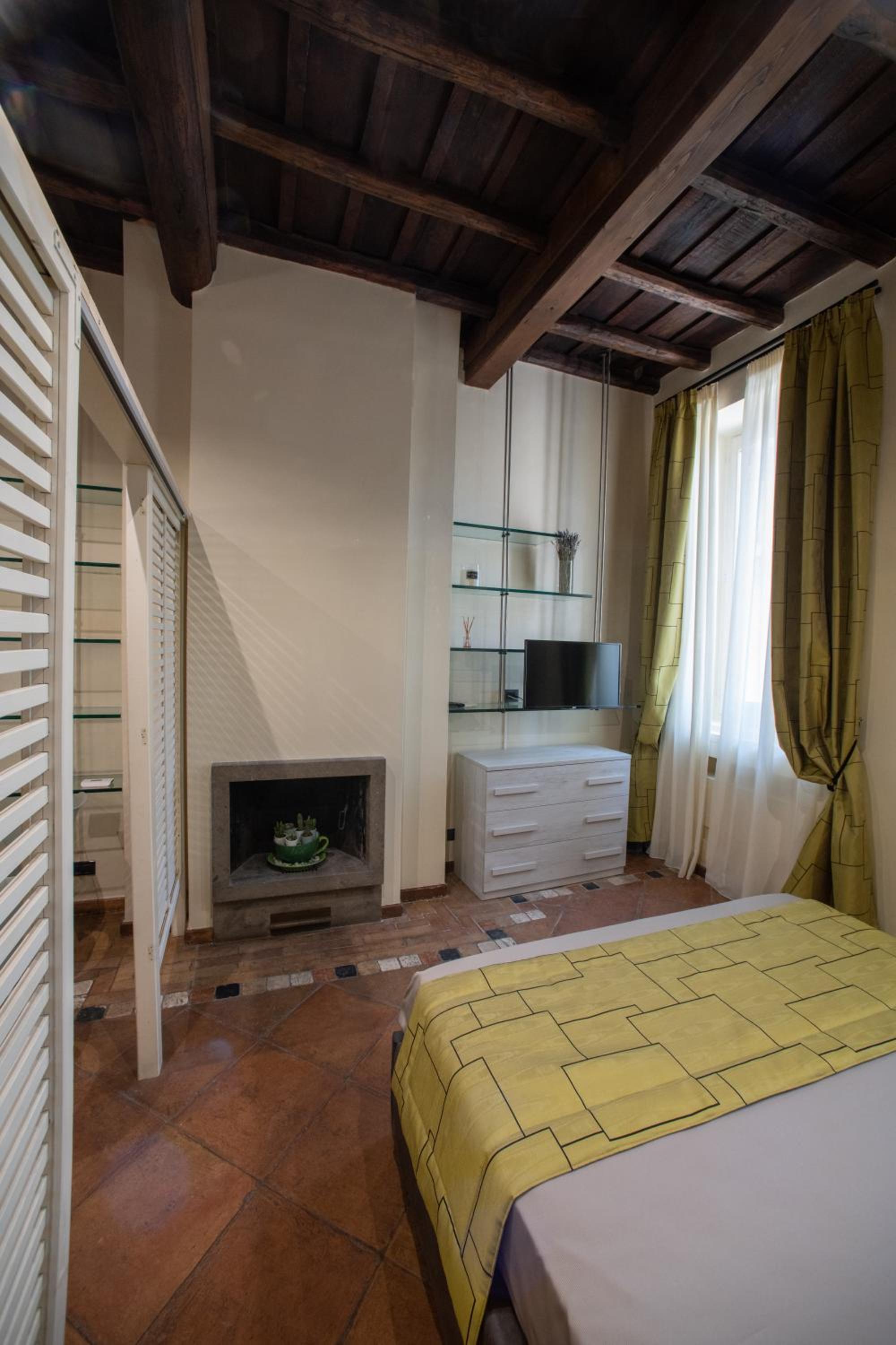 Vittoria Residence-Spanish Steps