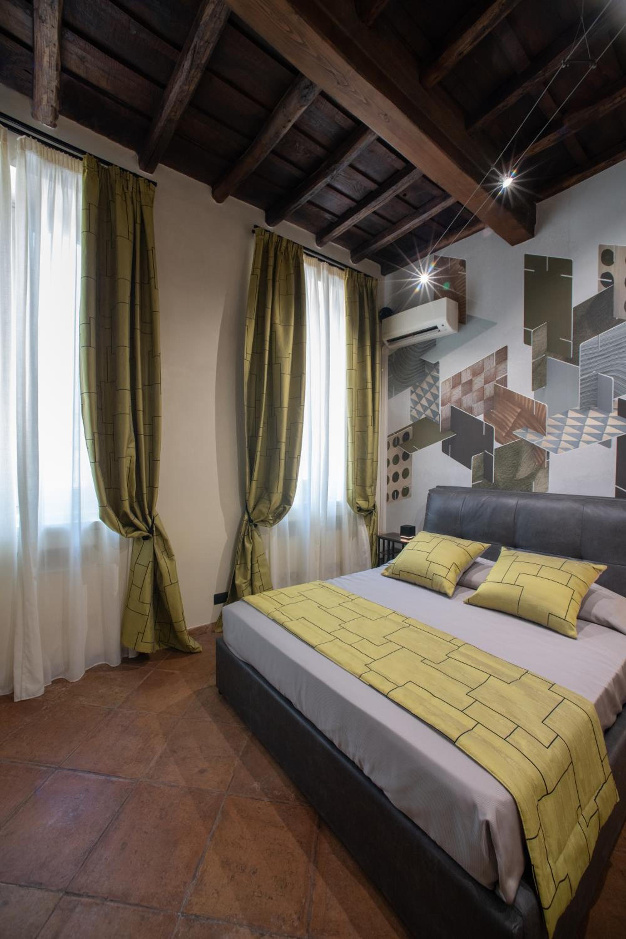 Vittoria Residence-Spanish Steps