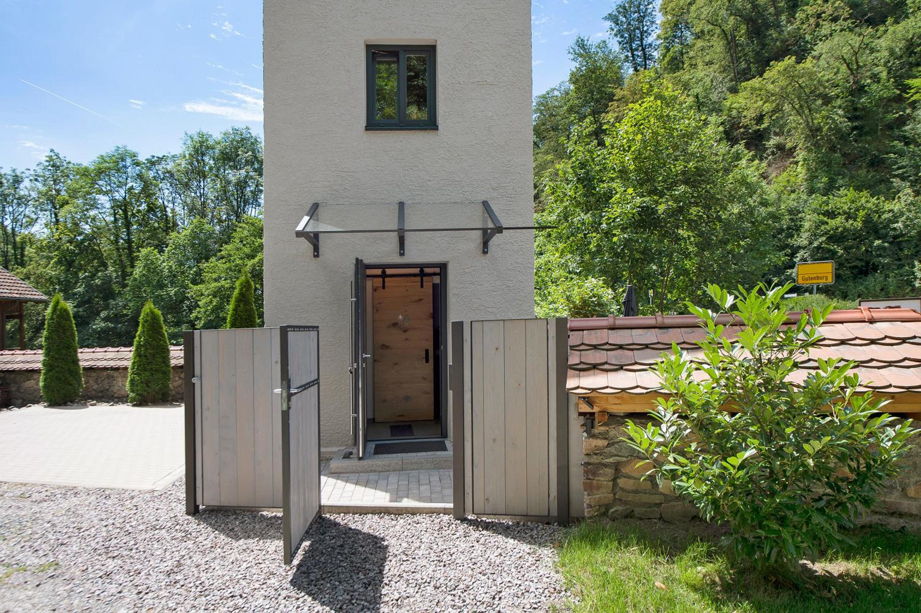 Gutenburgturm 18qm auf 3 Etagen view 3