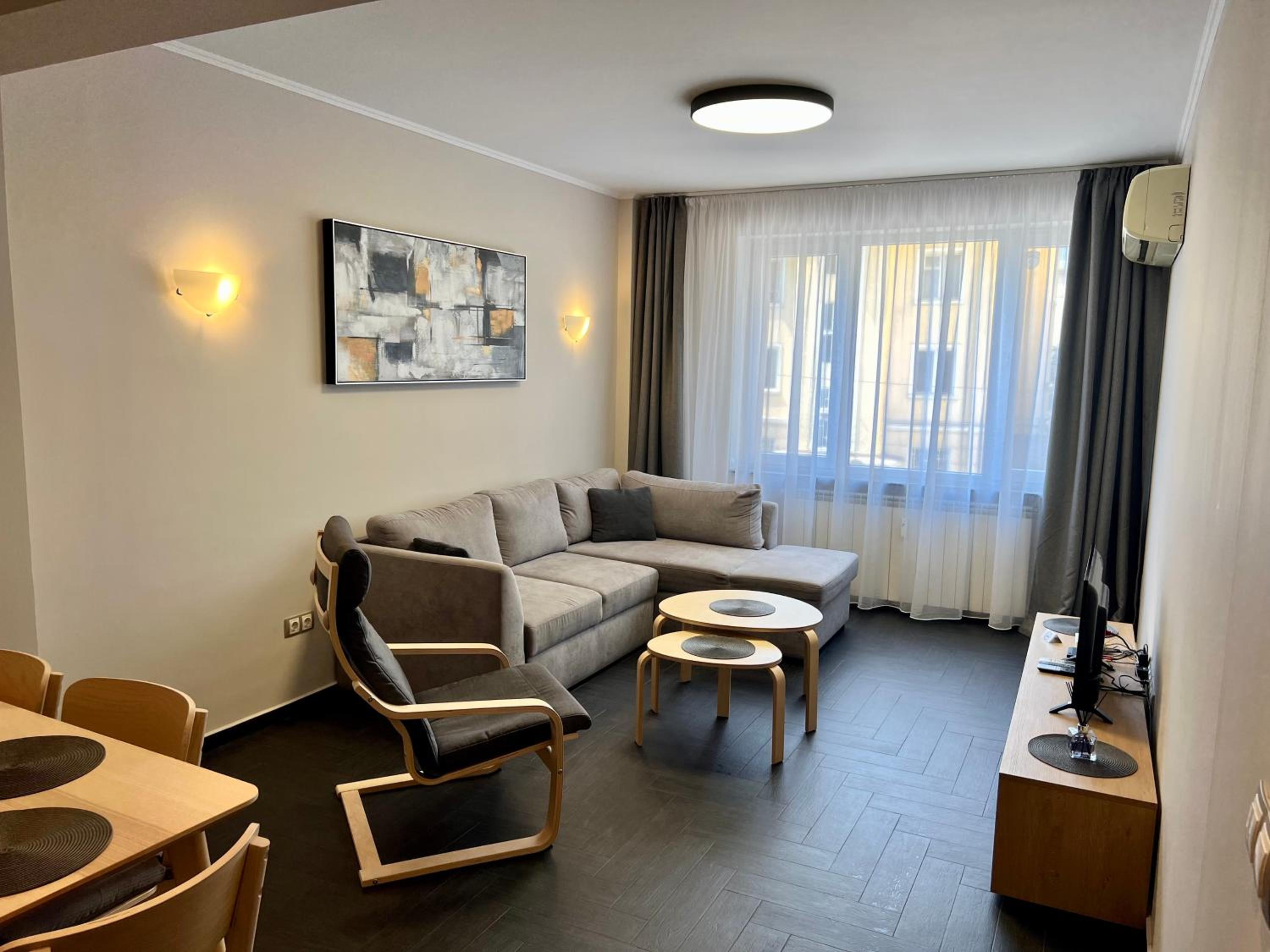 EXCELLENT LOCATION ! General Gurko apartment