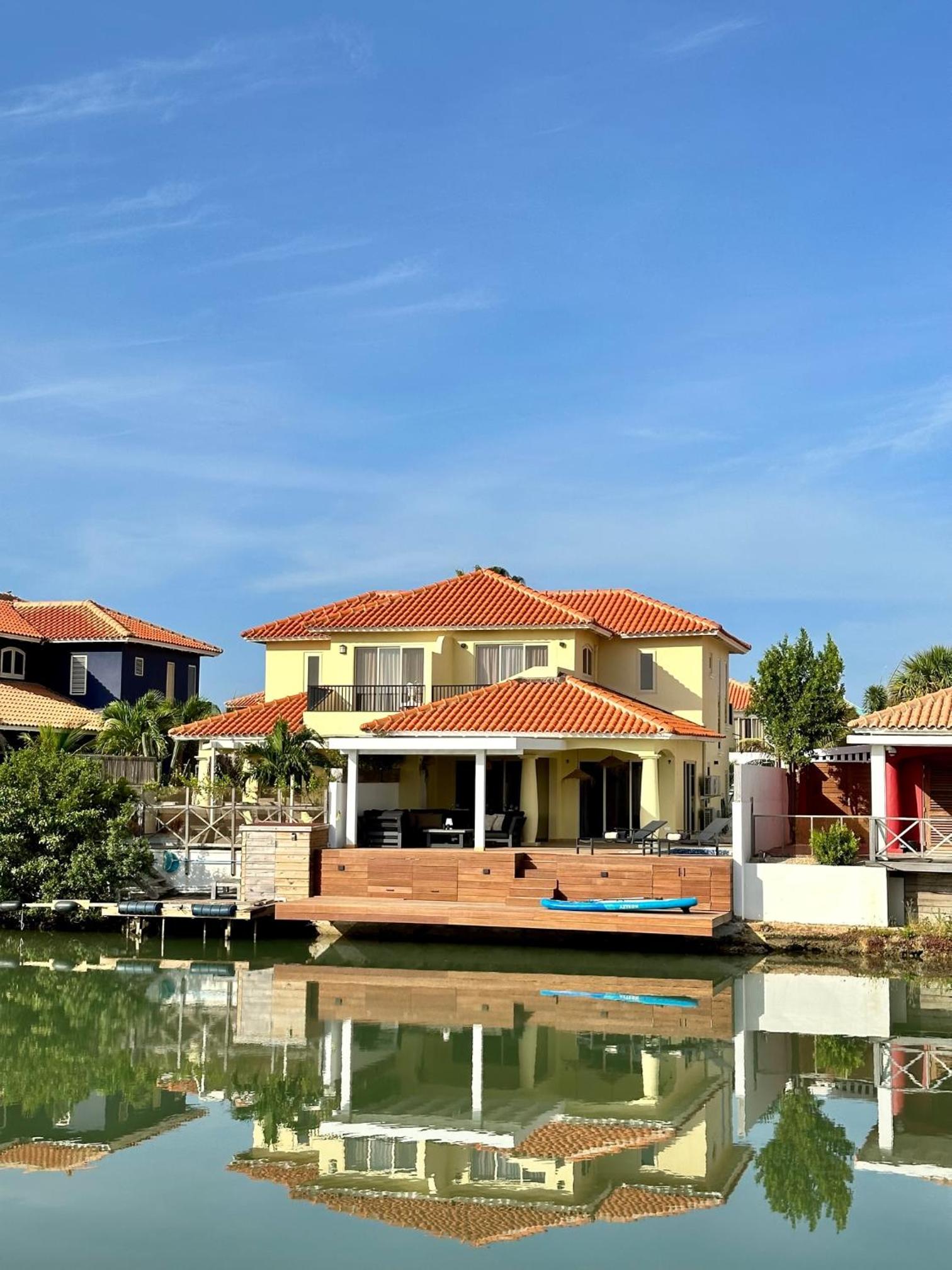 Kas Manta Watervillas