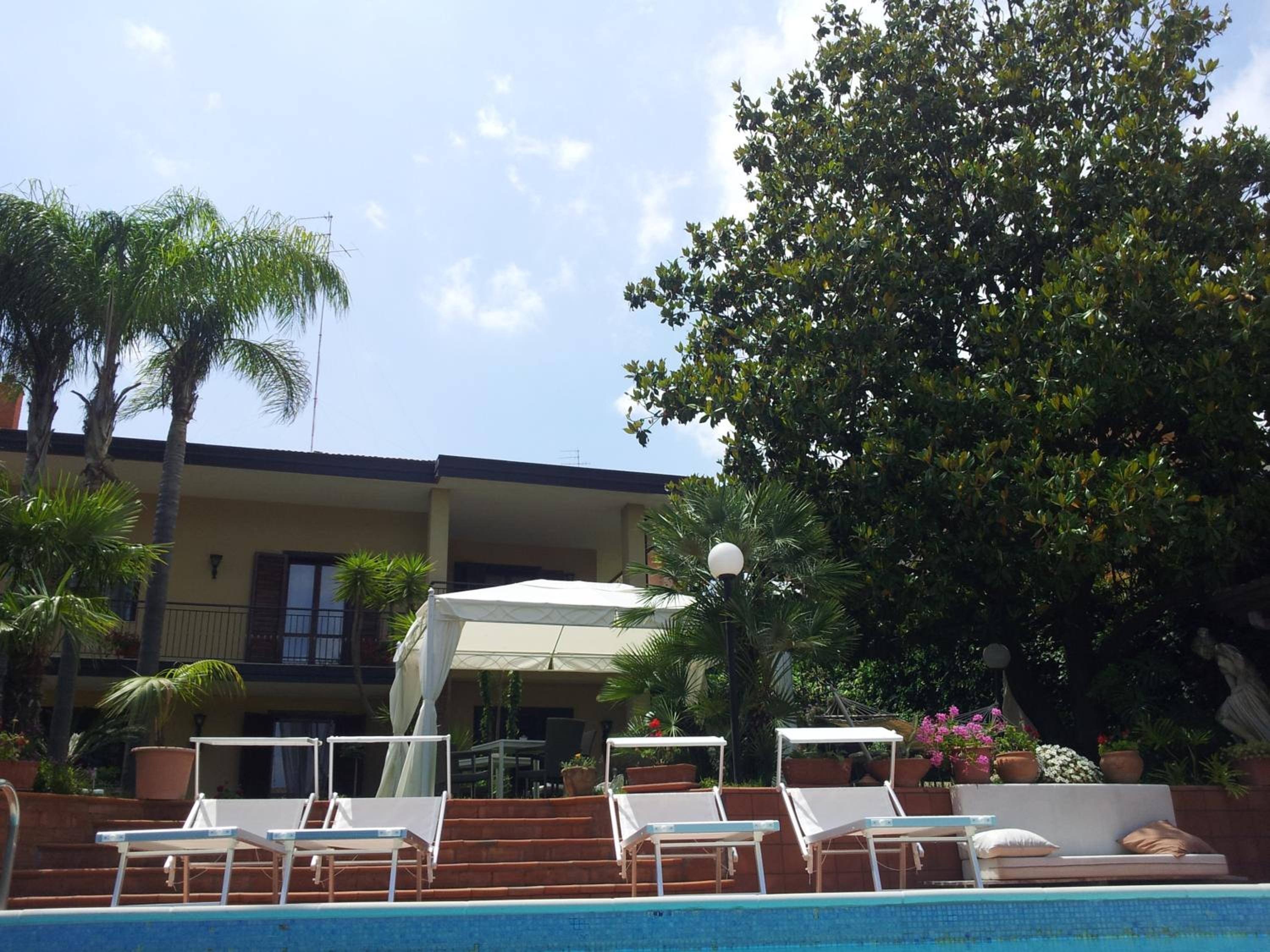 Villa Carmen on Etna