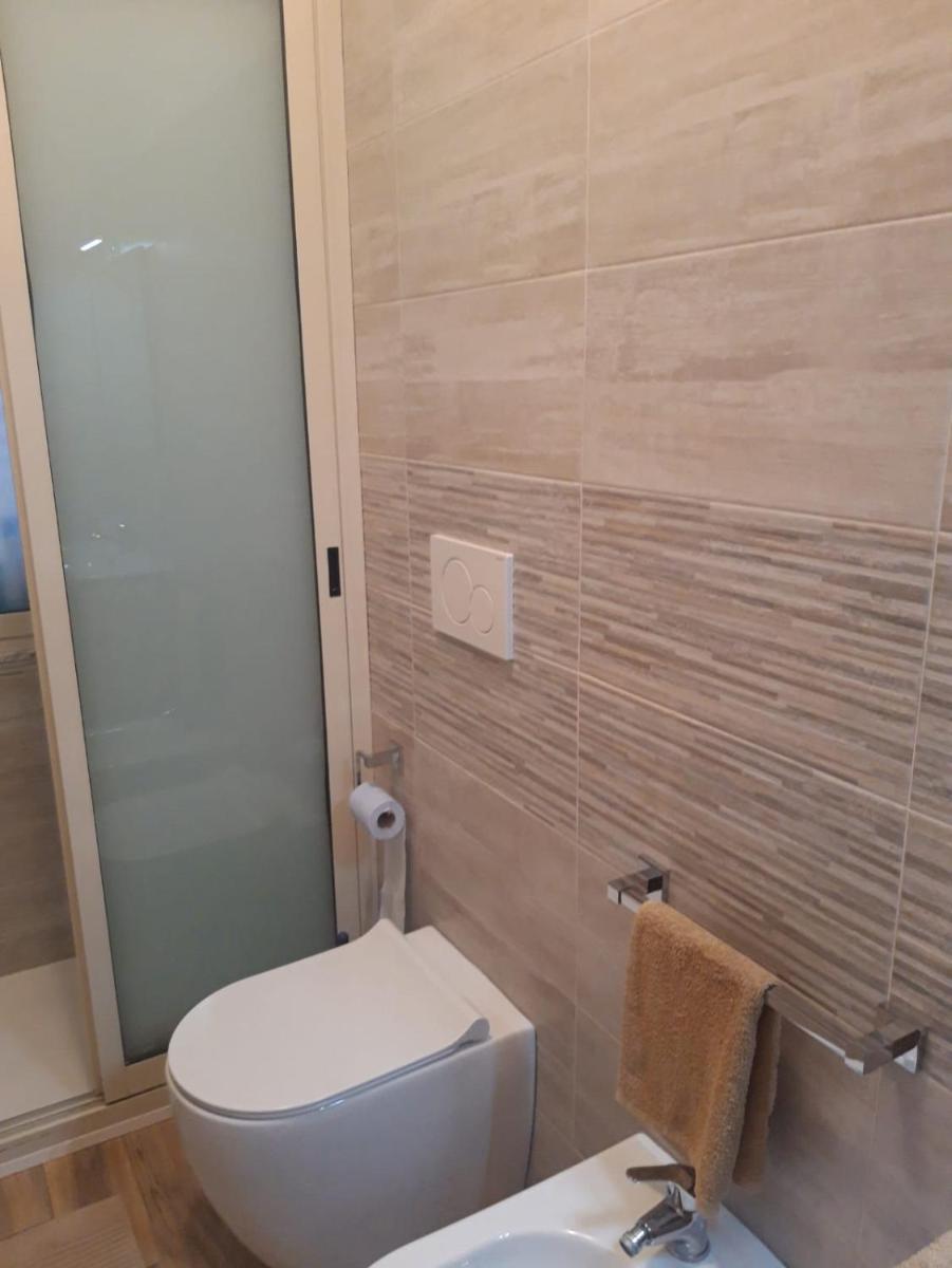 Appartamento In Riva Al Mare con Posto Auto E Disponibilità Bicicletta photo 5