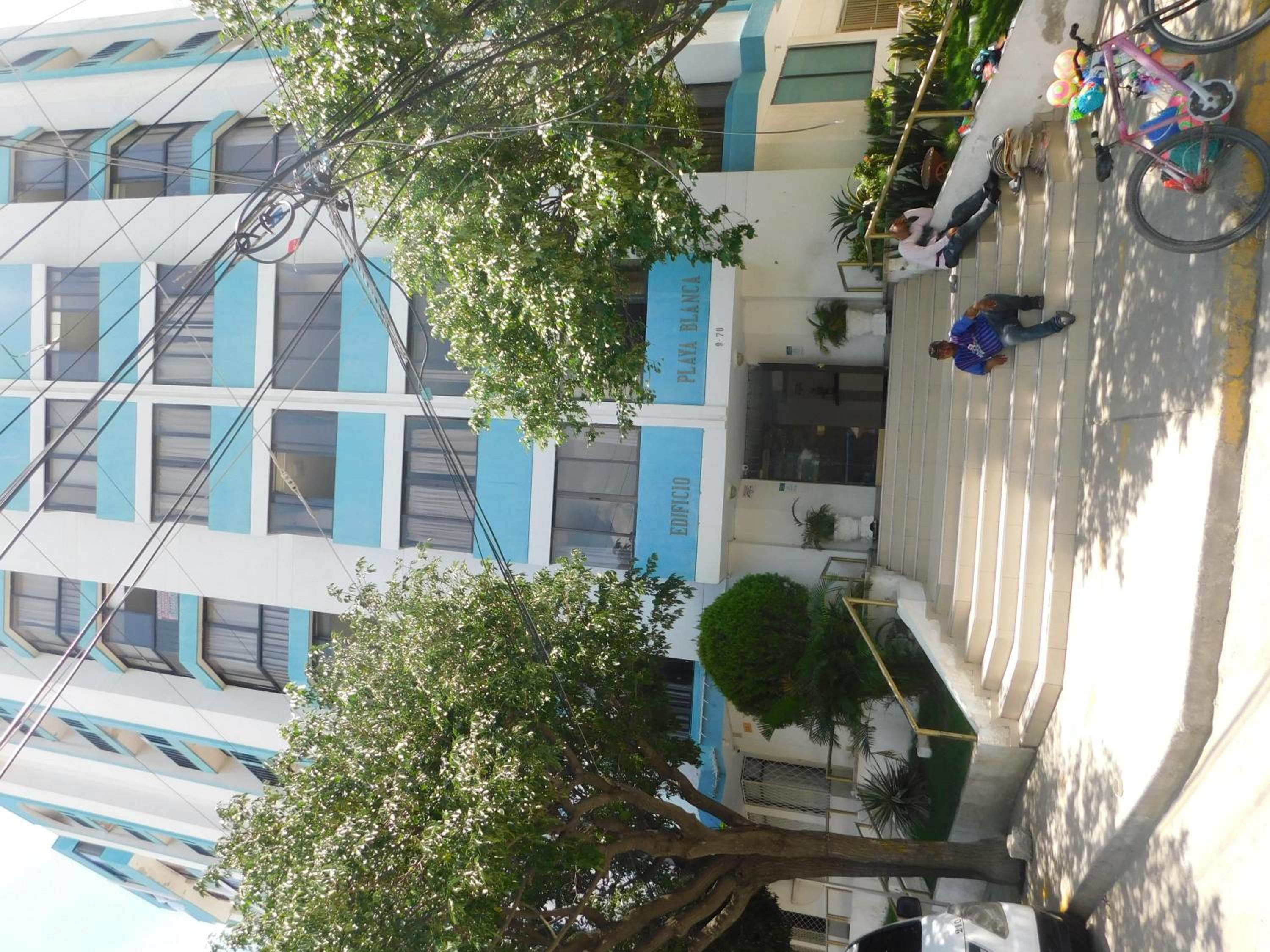 Playa Blanca Apartamentos By Danp