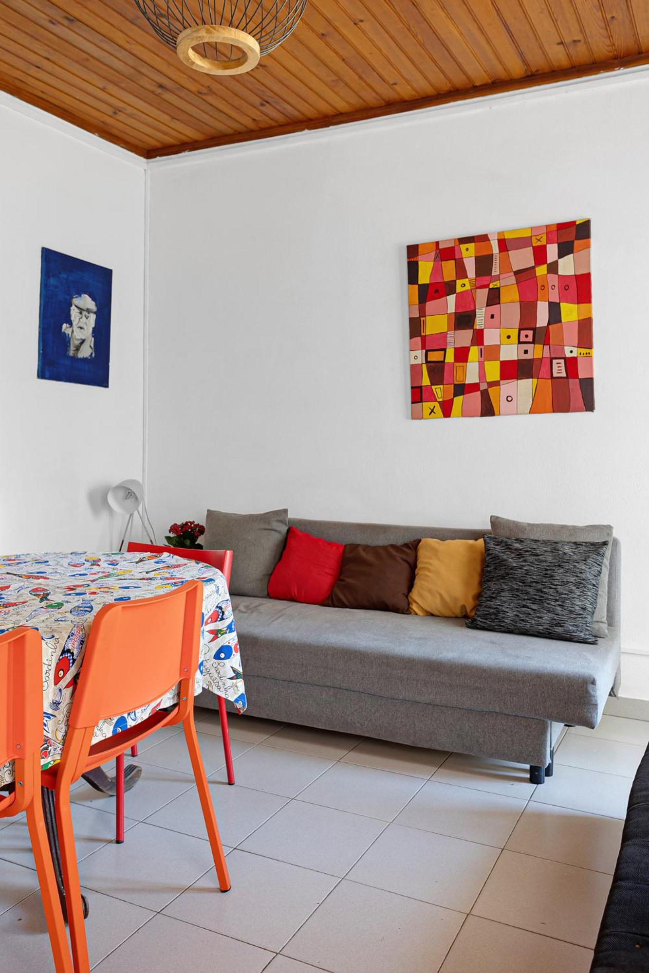 Group-Friendly Apt in the Heart of Bairro Alto view 2