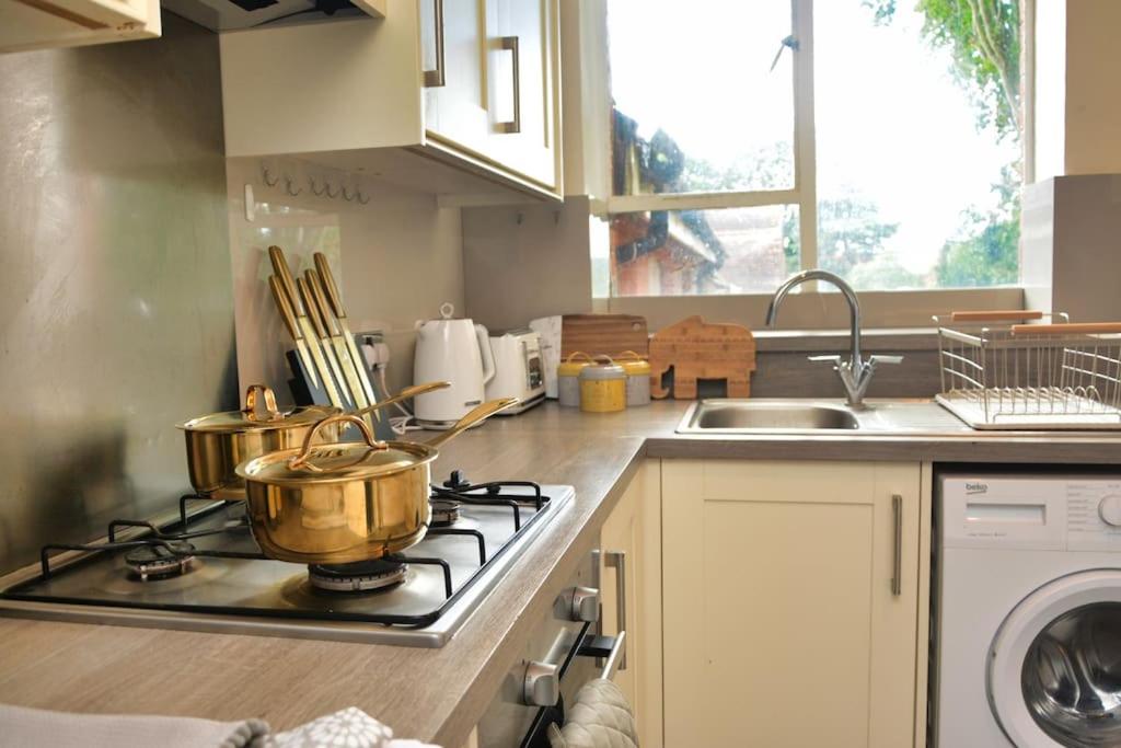 Crondall Stores Flat