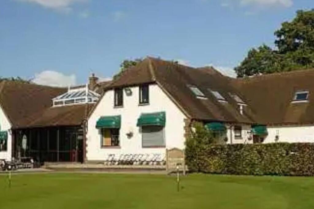 Crondall Stores Flat
