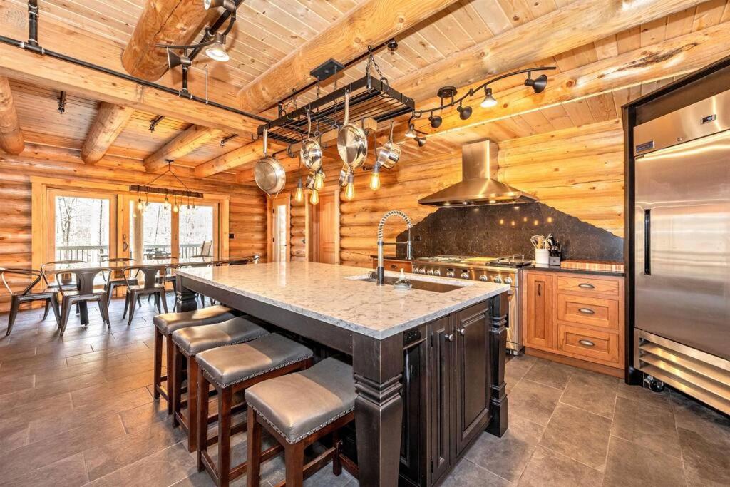 The Log House at Sugarloaf Mountain MD