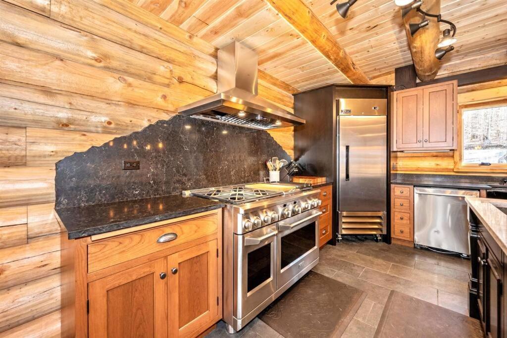 The Log House at Sugarloaf Mountain MD