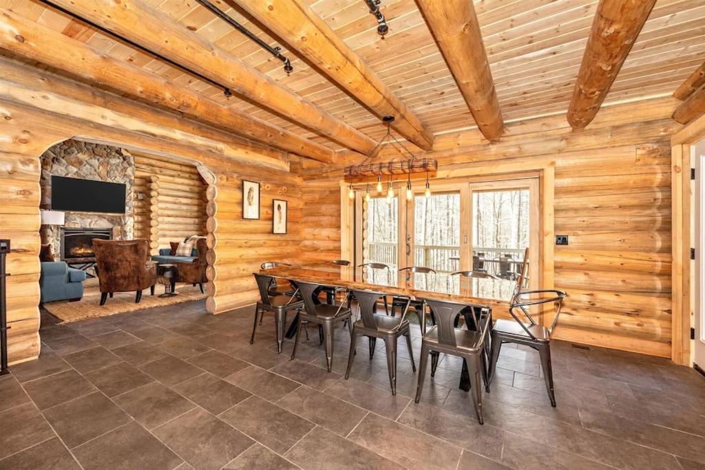 The Log House at Sugarloaf Mountain MD
