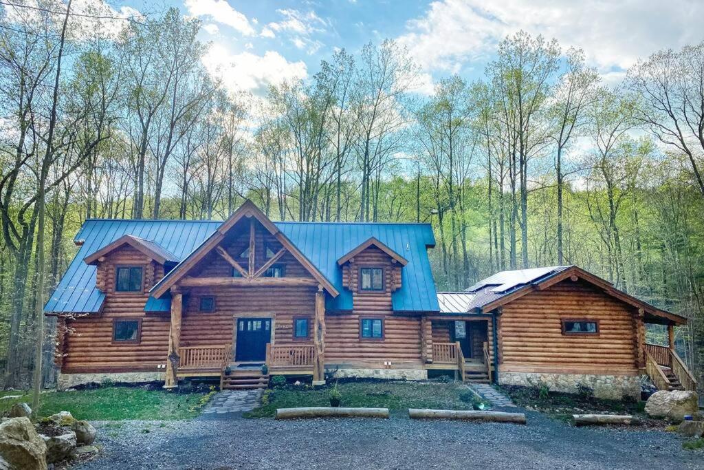 The Log House at Sugarloaf Mountain MD