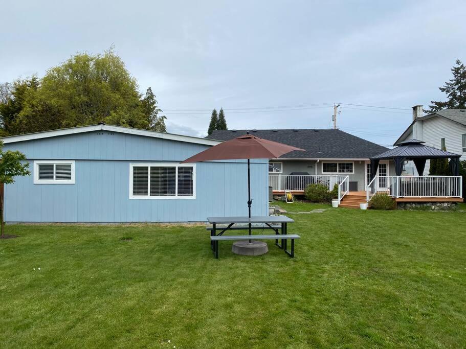 Adorable 2-bedroom guesthouse with free parking